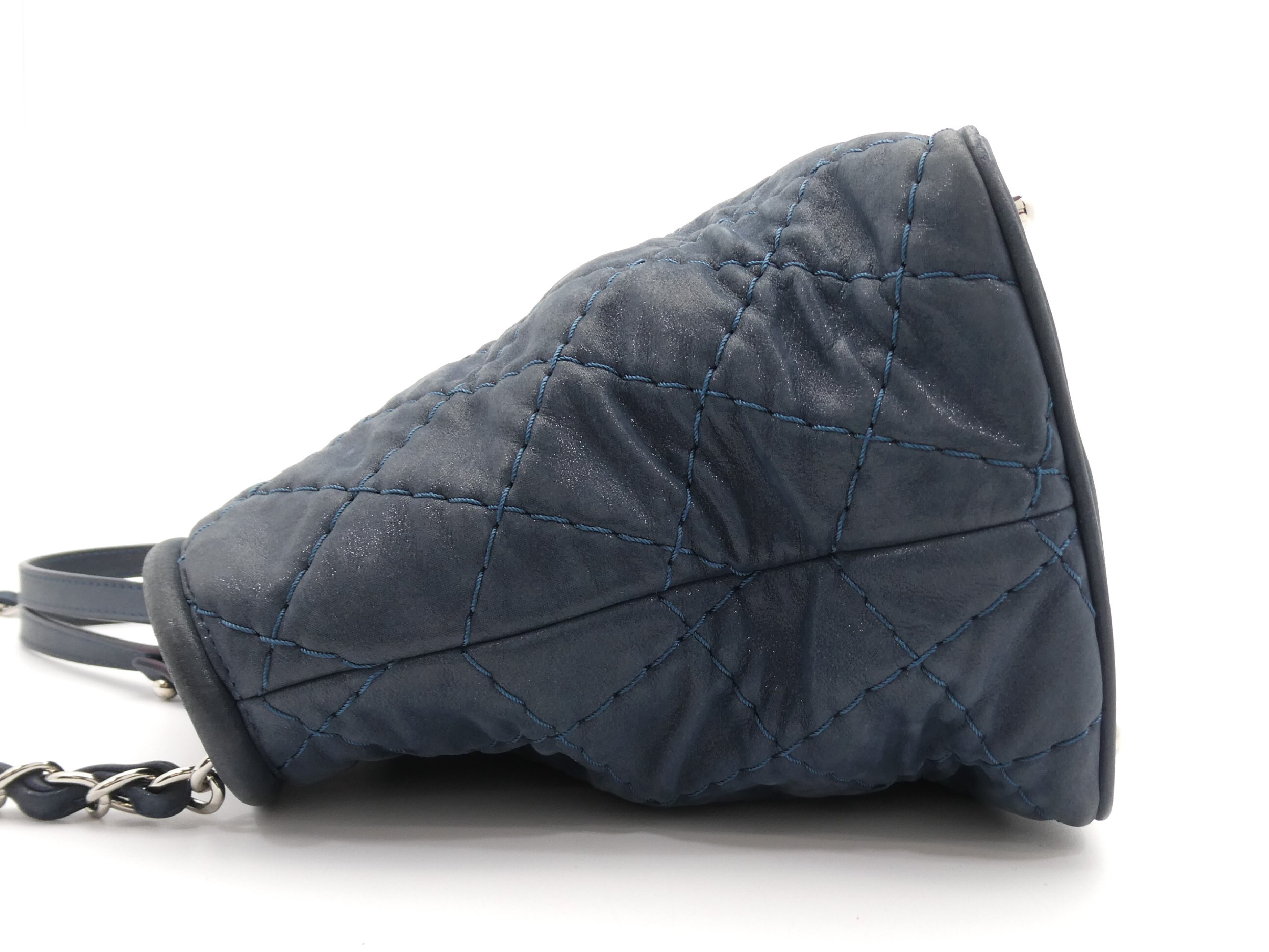 Matelassé Coco Mark Chain 2-Way Handbag — view 3