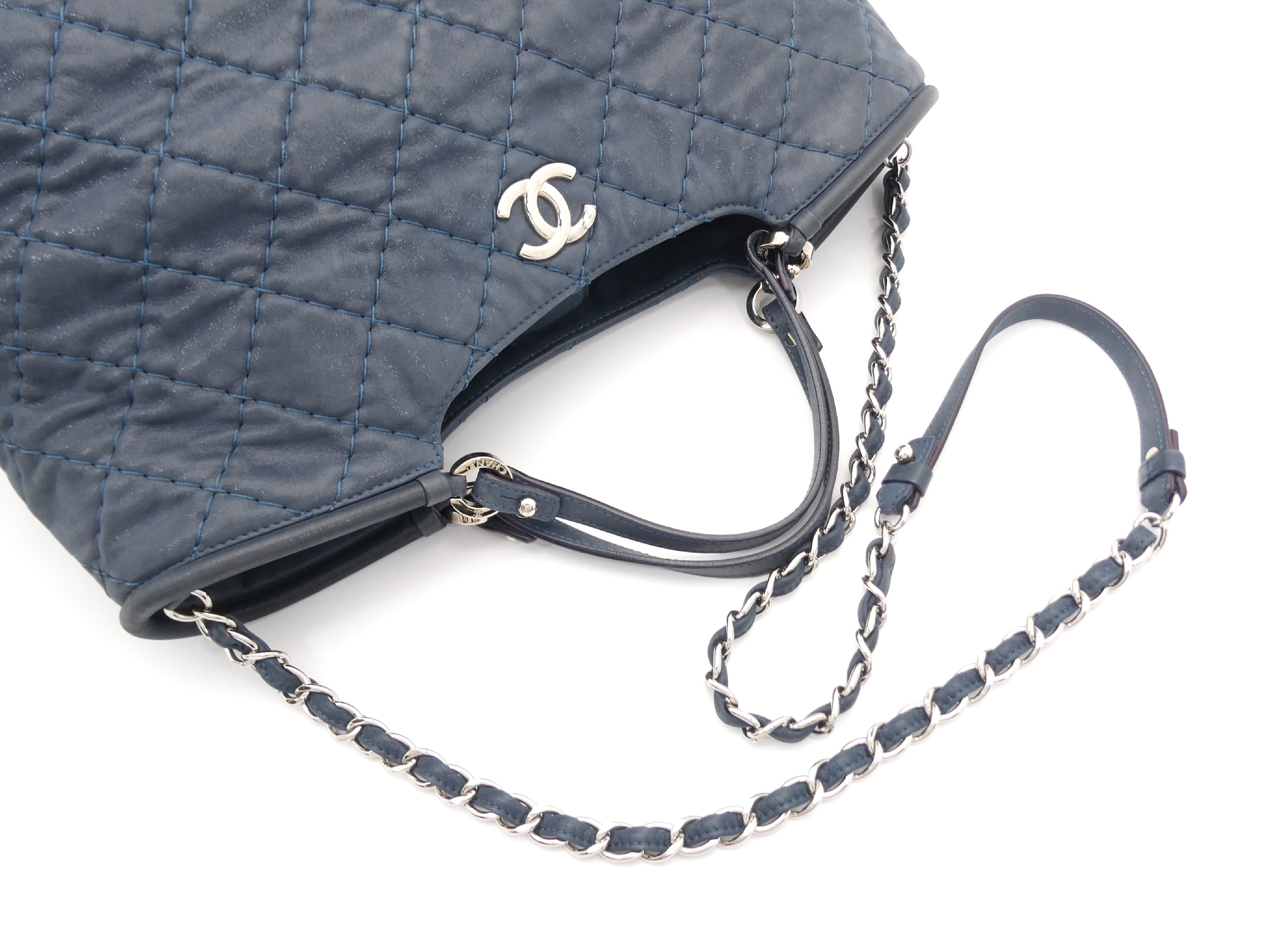 Matelassé Coco Mark Chain 2-Way Handbag — view 6