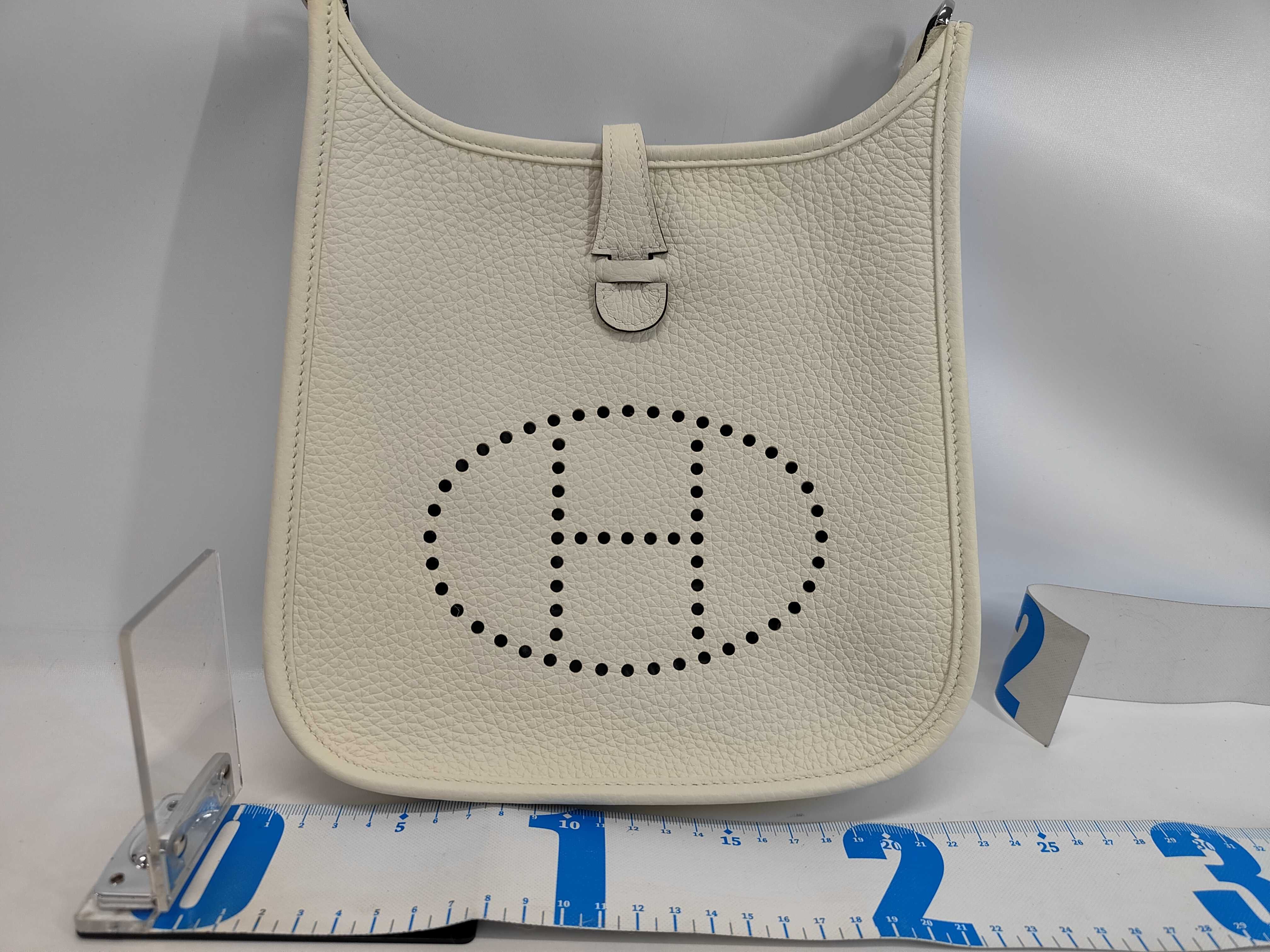 Evelyn 23 Metal fittings K stamp shoulder bag — view 2