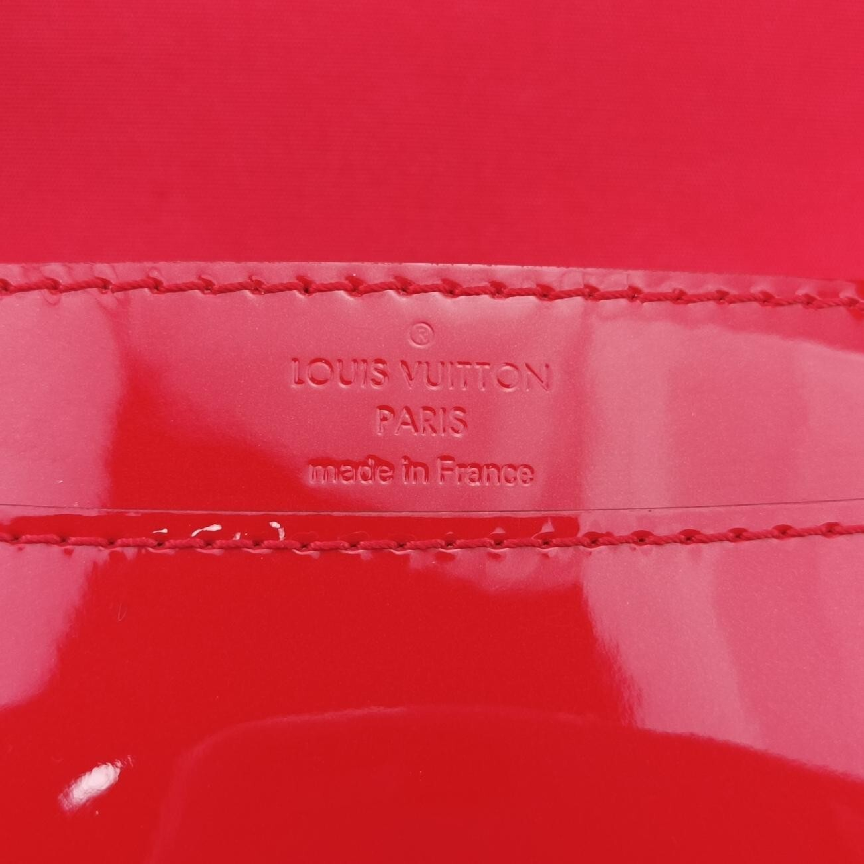 Louise PM Cerise Vernis M64550 IC Chip Shoulder Bag — view 7