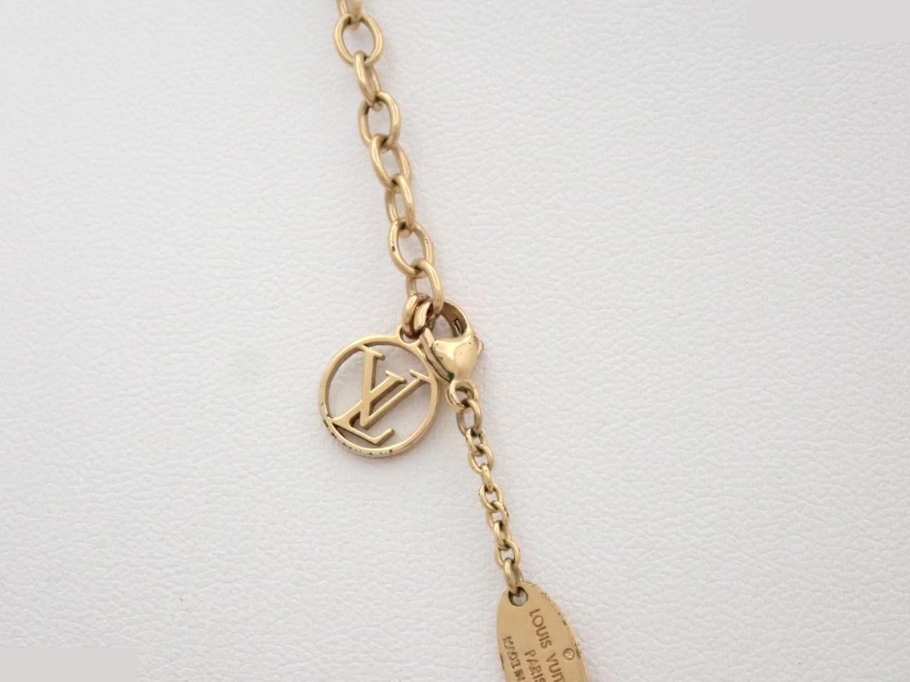 Essential V Necklace, Chain approx. 50cm — view 2