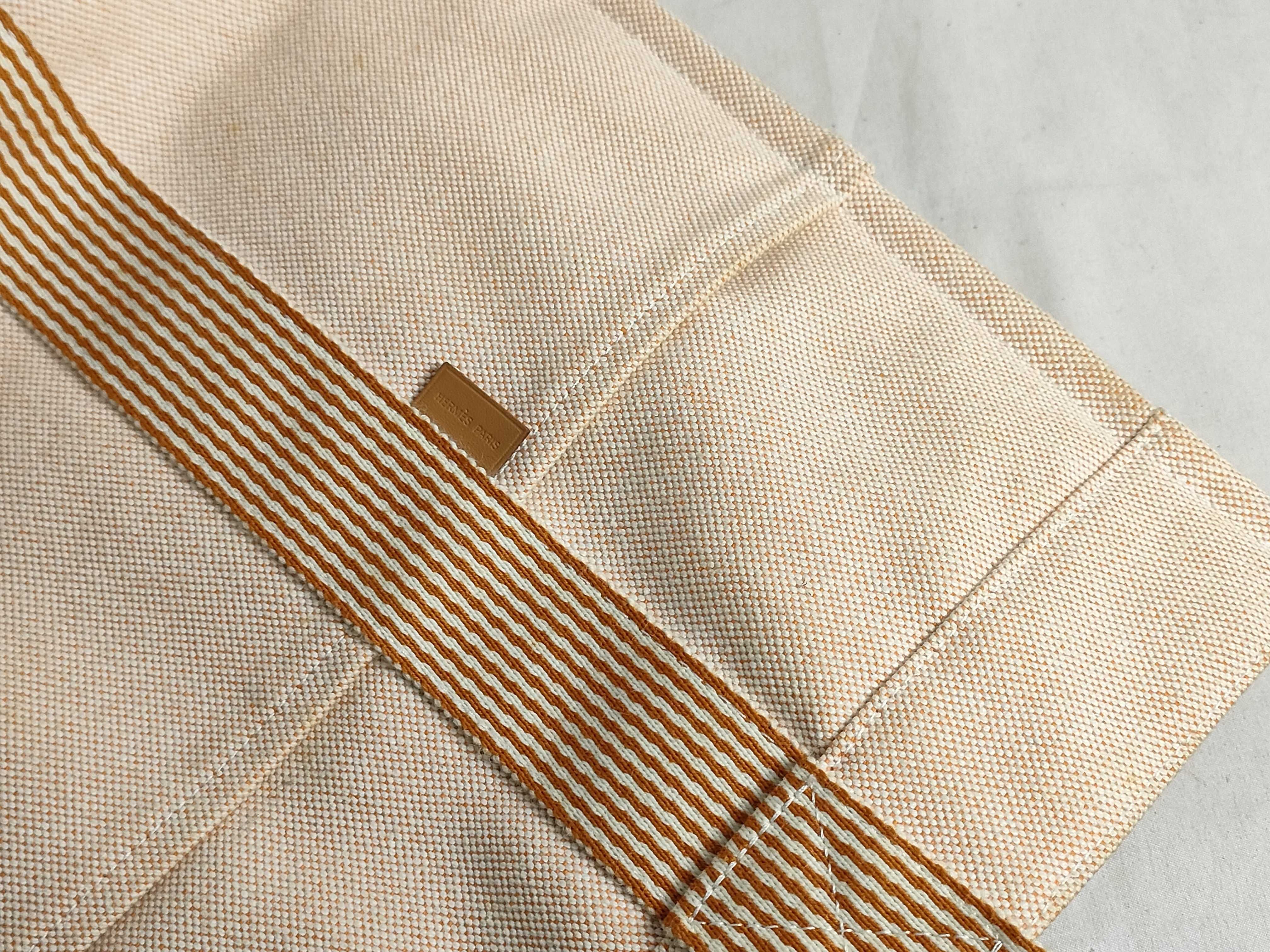 Handbag / Canvas Handbag — view 13