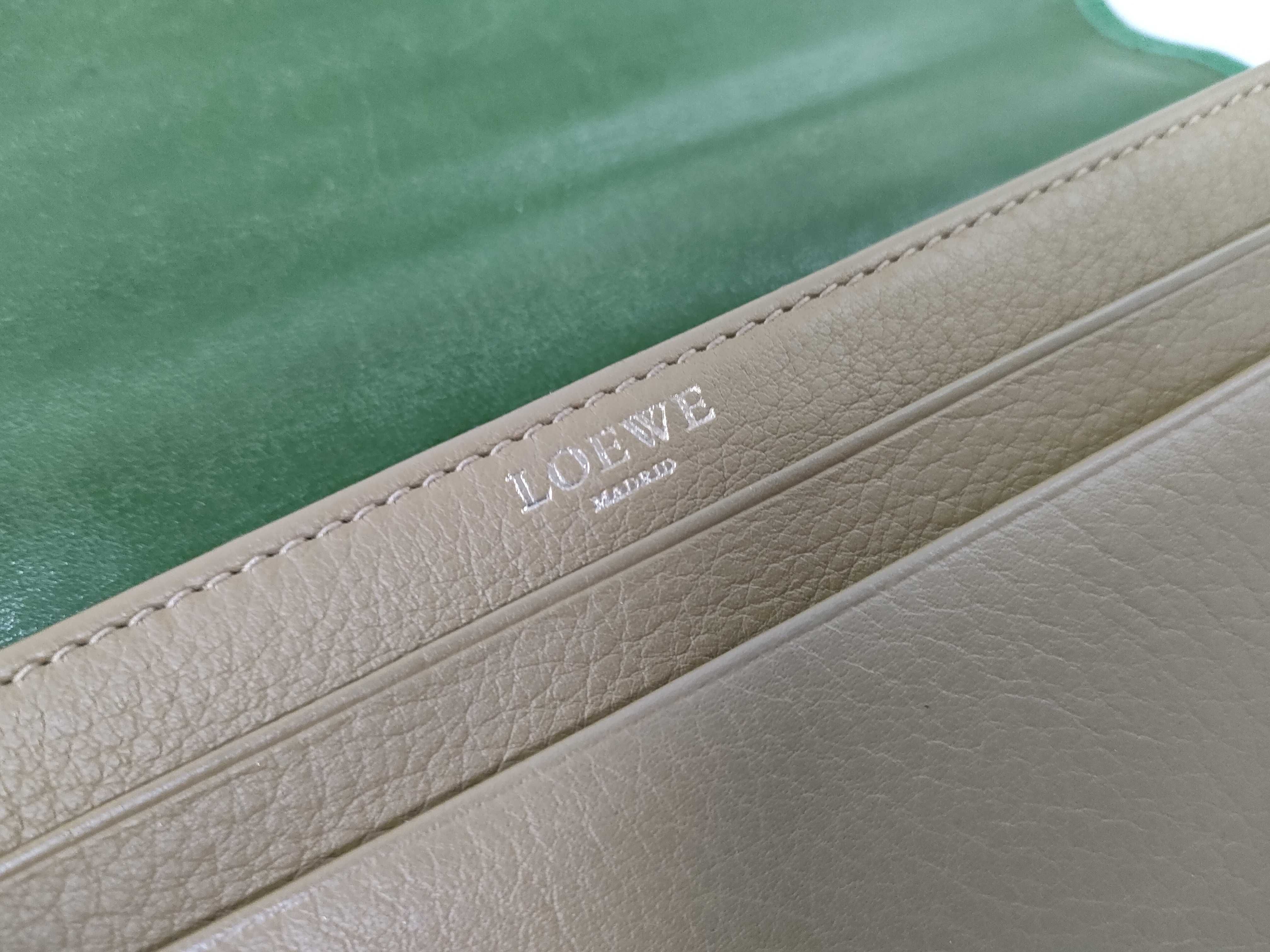 long wallet, beige x green. — view 12