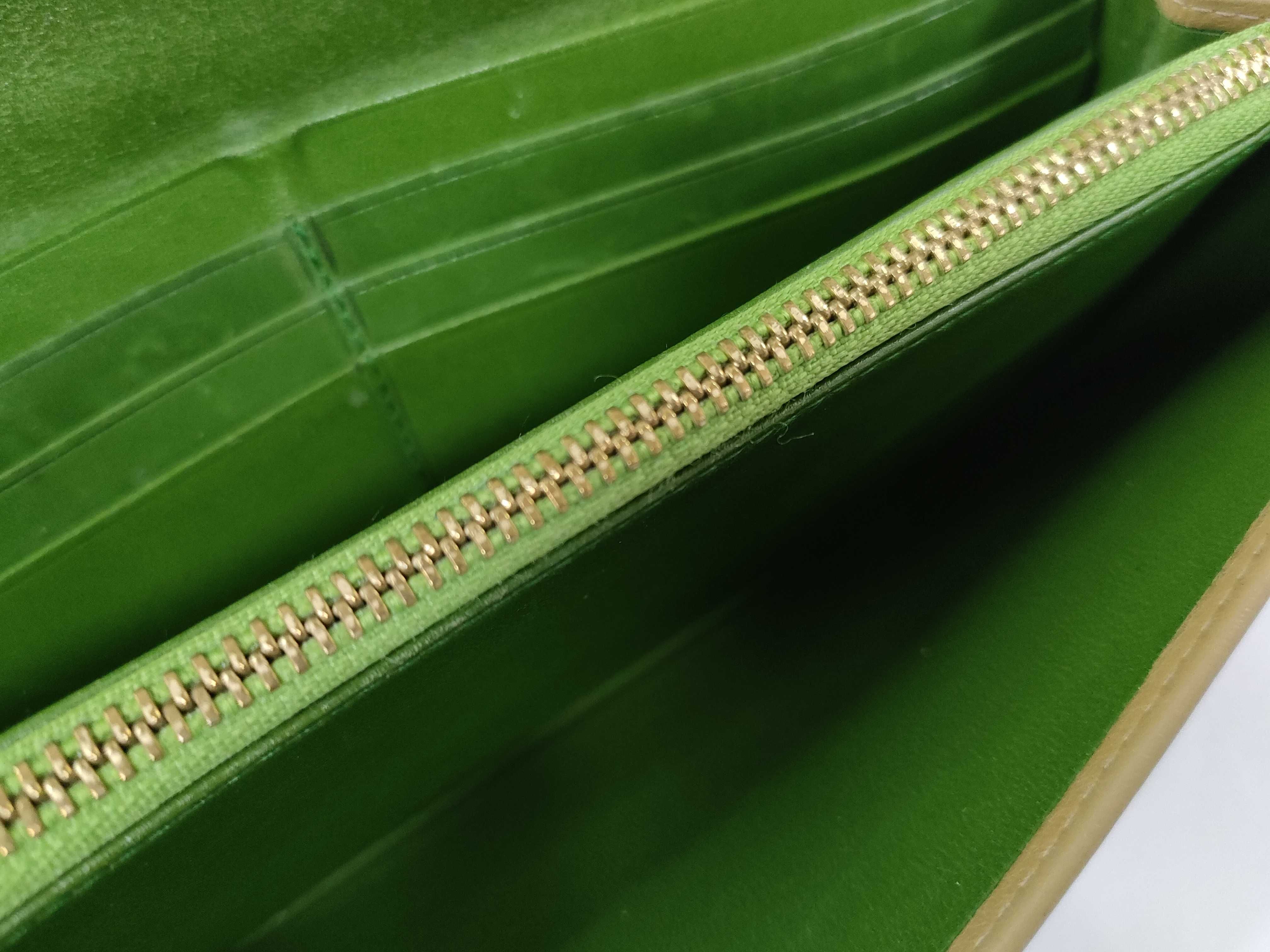 long wallet, beige x green. — view 9