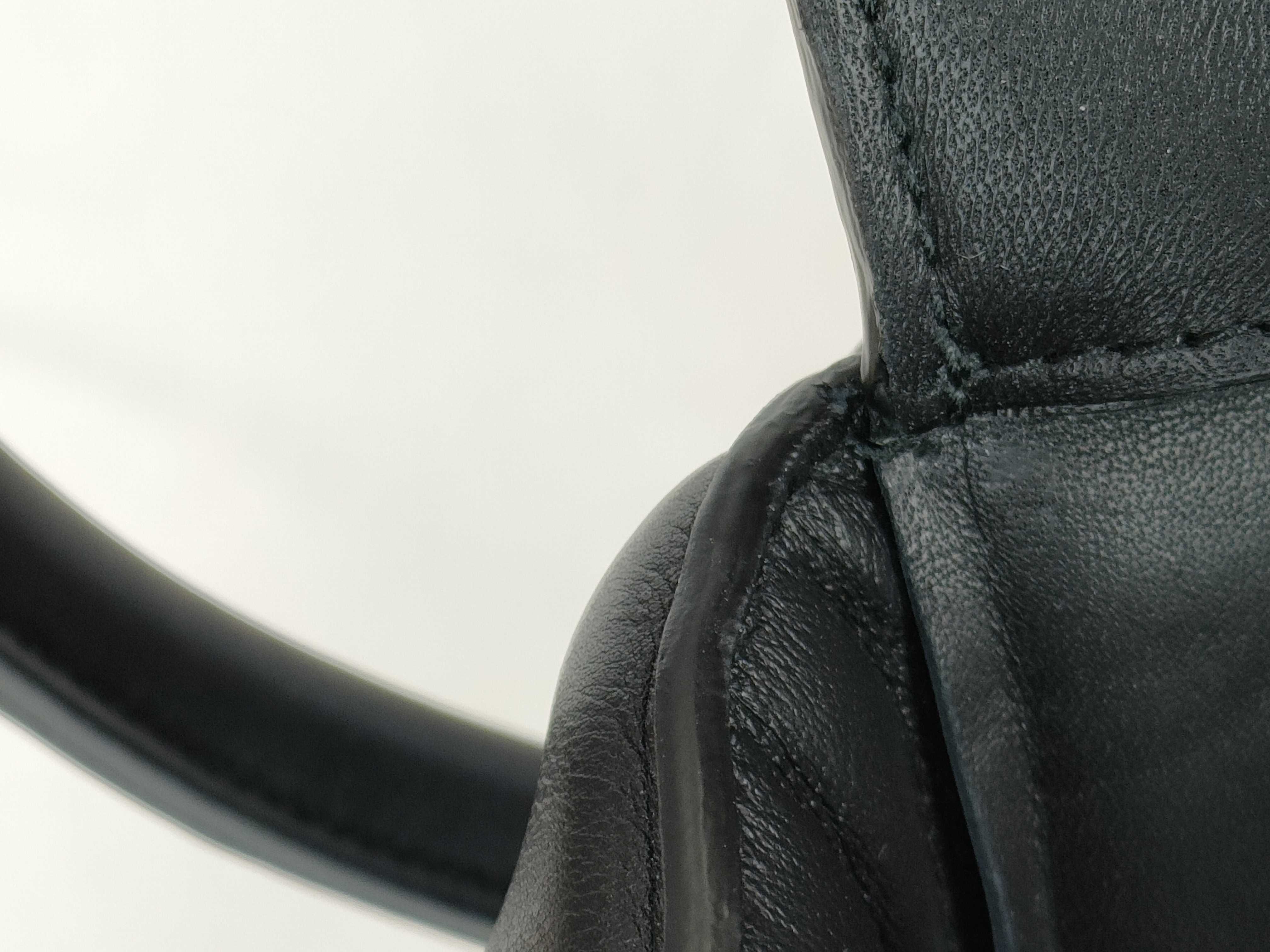 Intrecciato Arco Shoulder Bag Tote Bag — view 9