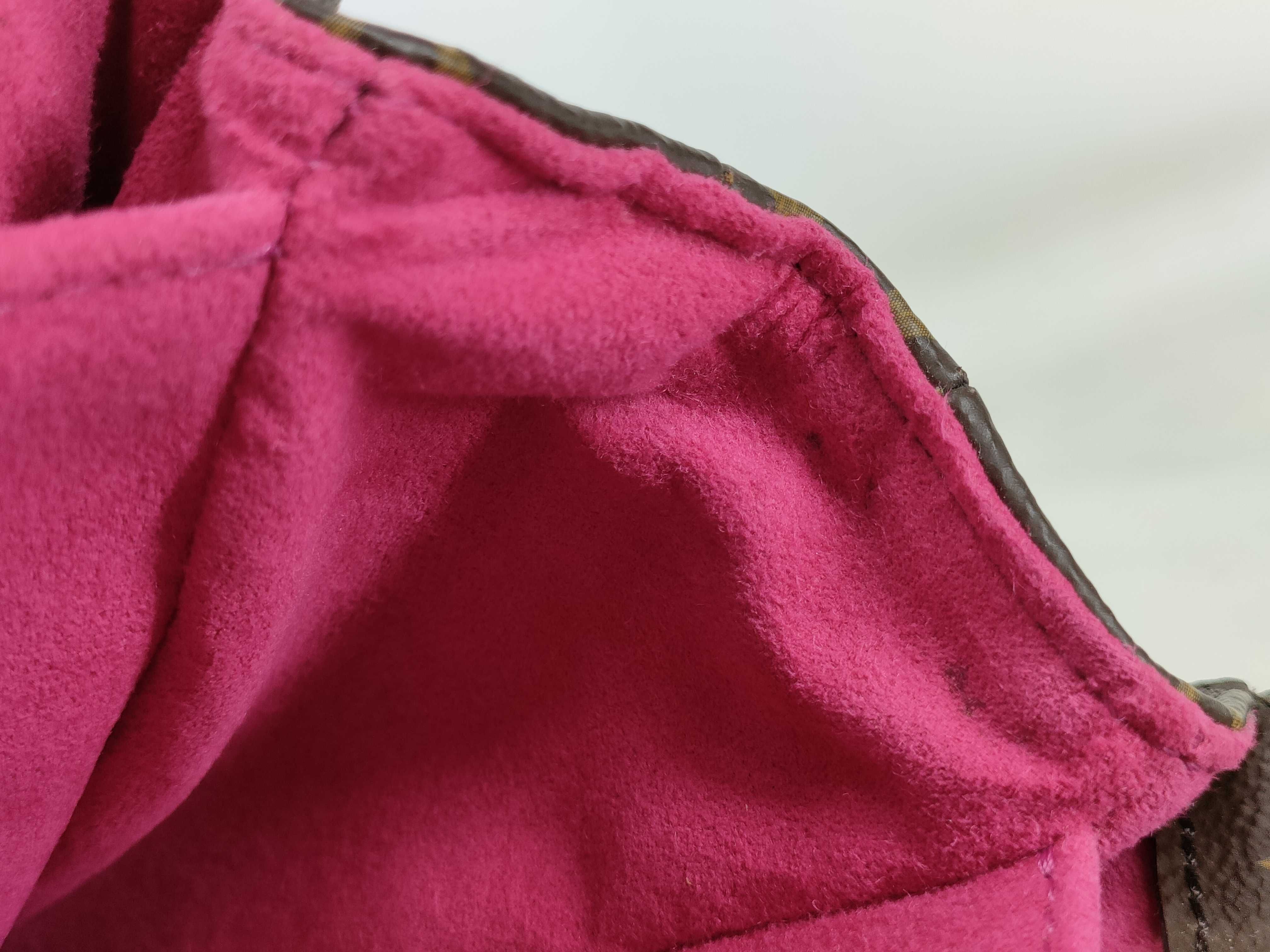 Monogram Louis Vuitton Pochette Métis Shoulder Bag — view 12