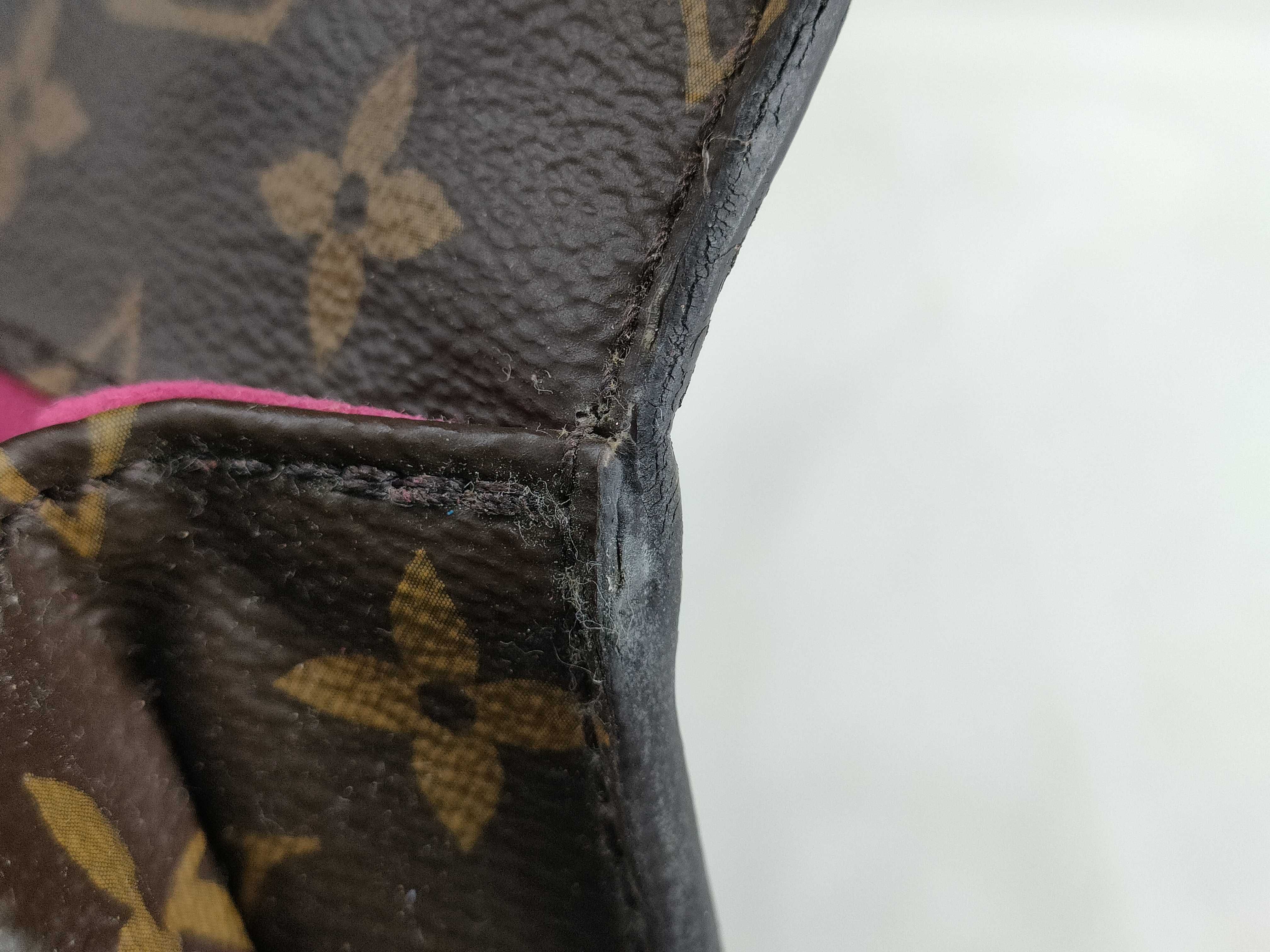 Monogram Louis Vuitton Pochette Métis Shoulder Bag — view 14