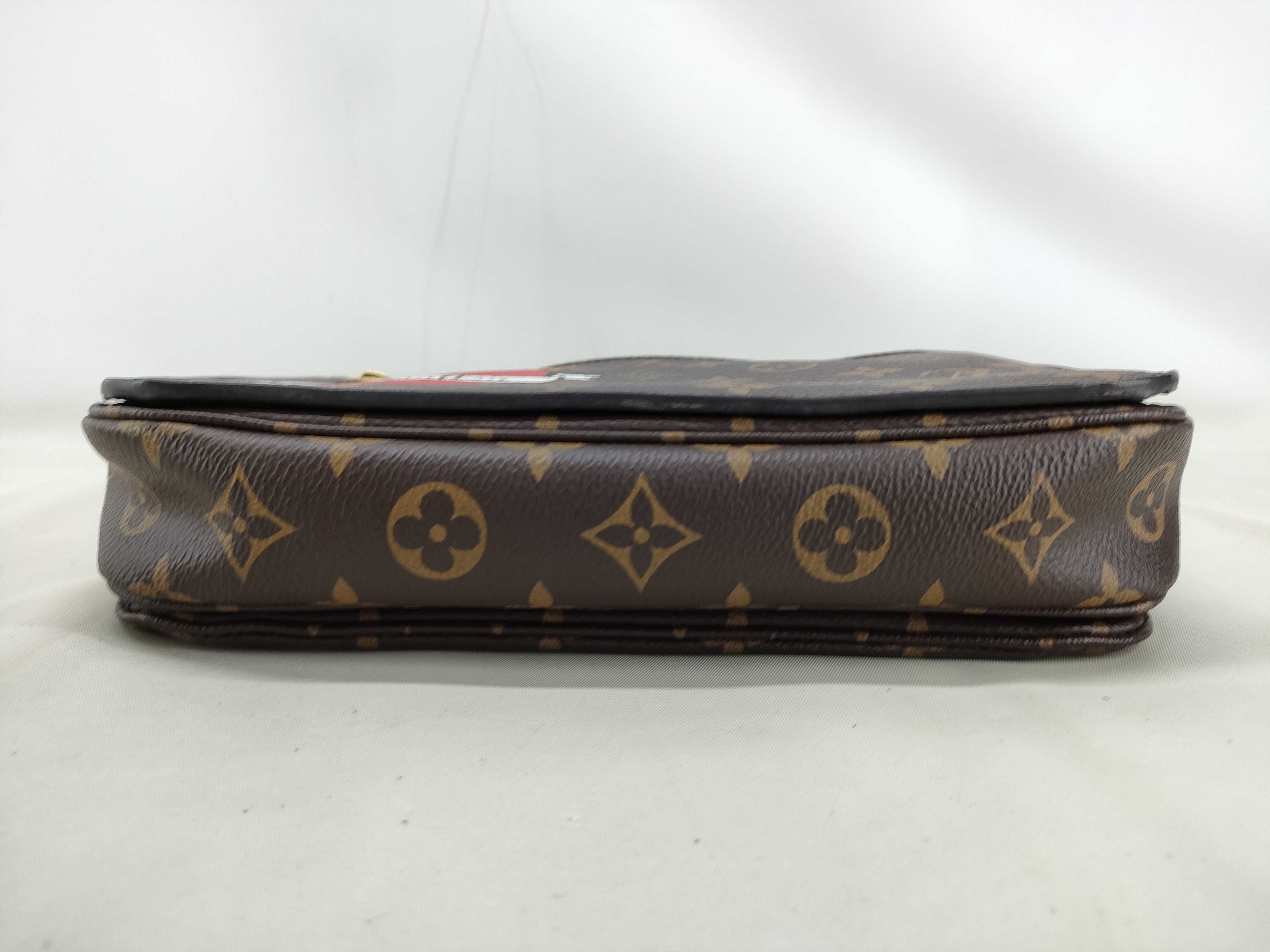Monogram Louis Vuitton Pochette Métis Shoulder Bag — view 3