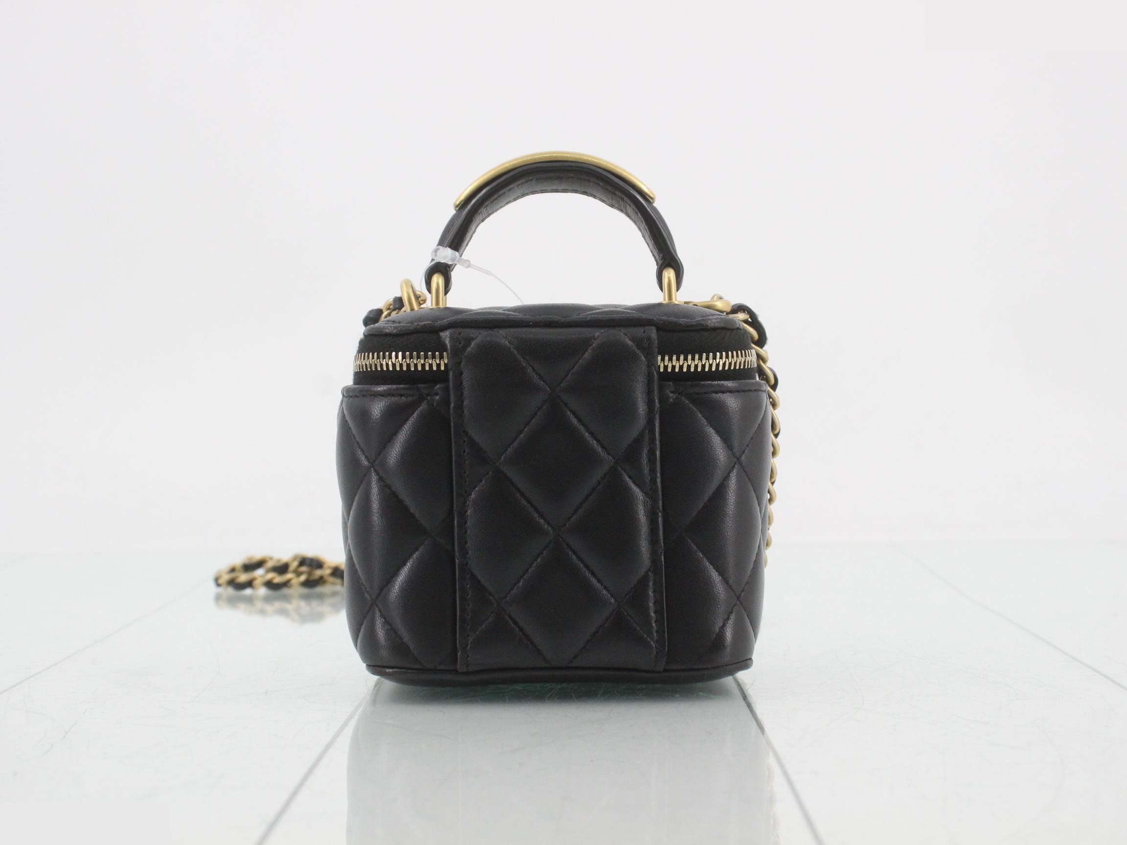 2-way Random Sticker Top Handle Shoulder Bag - Black — view 2