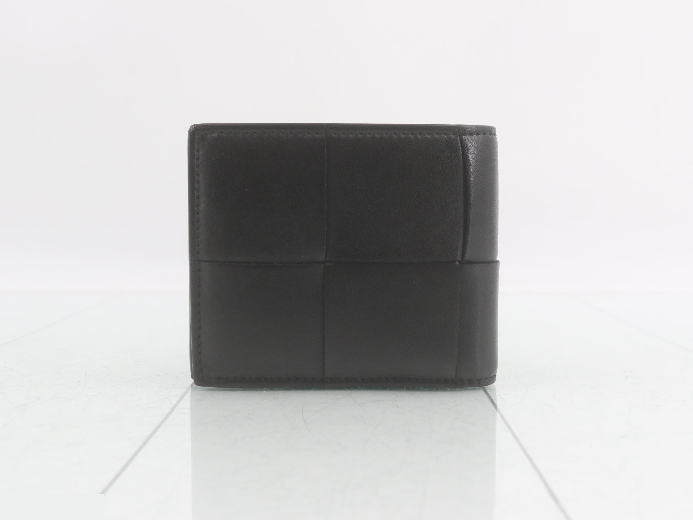 Intrecciato (bags) and wallets — view 2