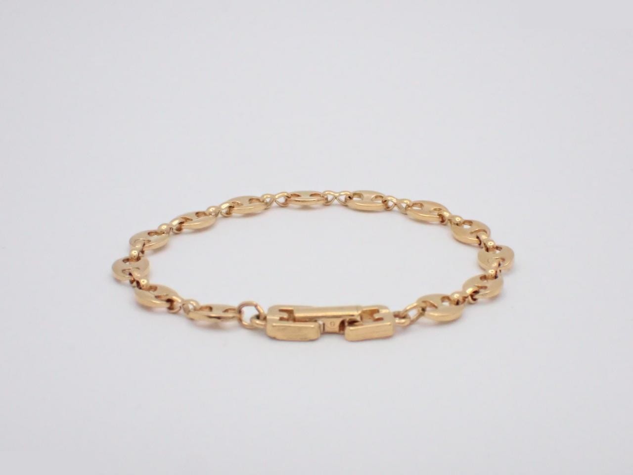 Other lines: Precious metal bracelets and bangles (metal), wrist circumference approximately 18 cm. — view 2