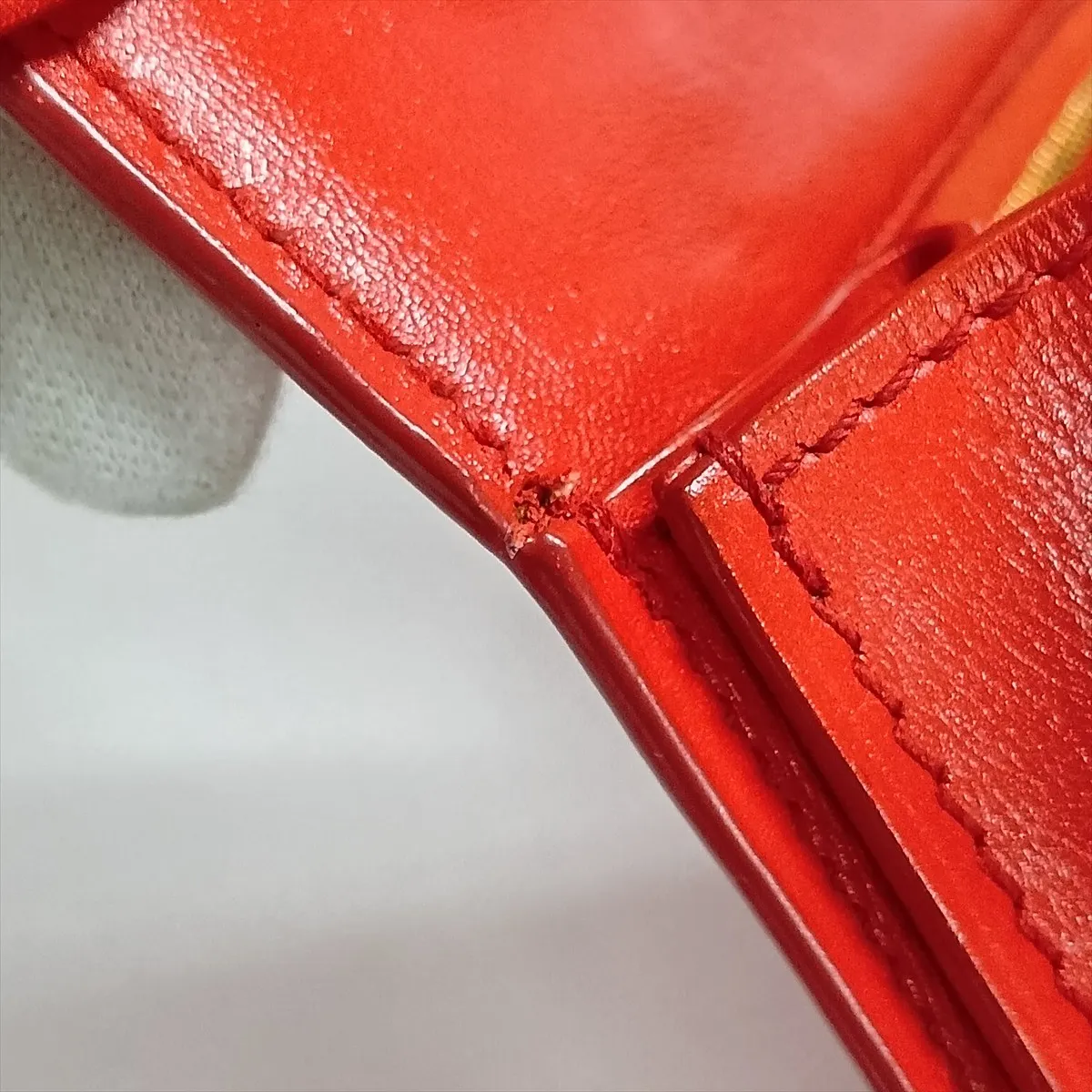 Classic Box Small Leather Shoulder Bag, Red — view 10