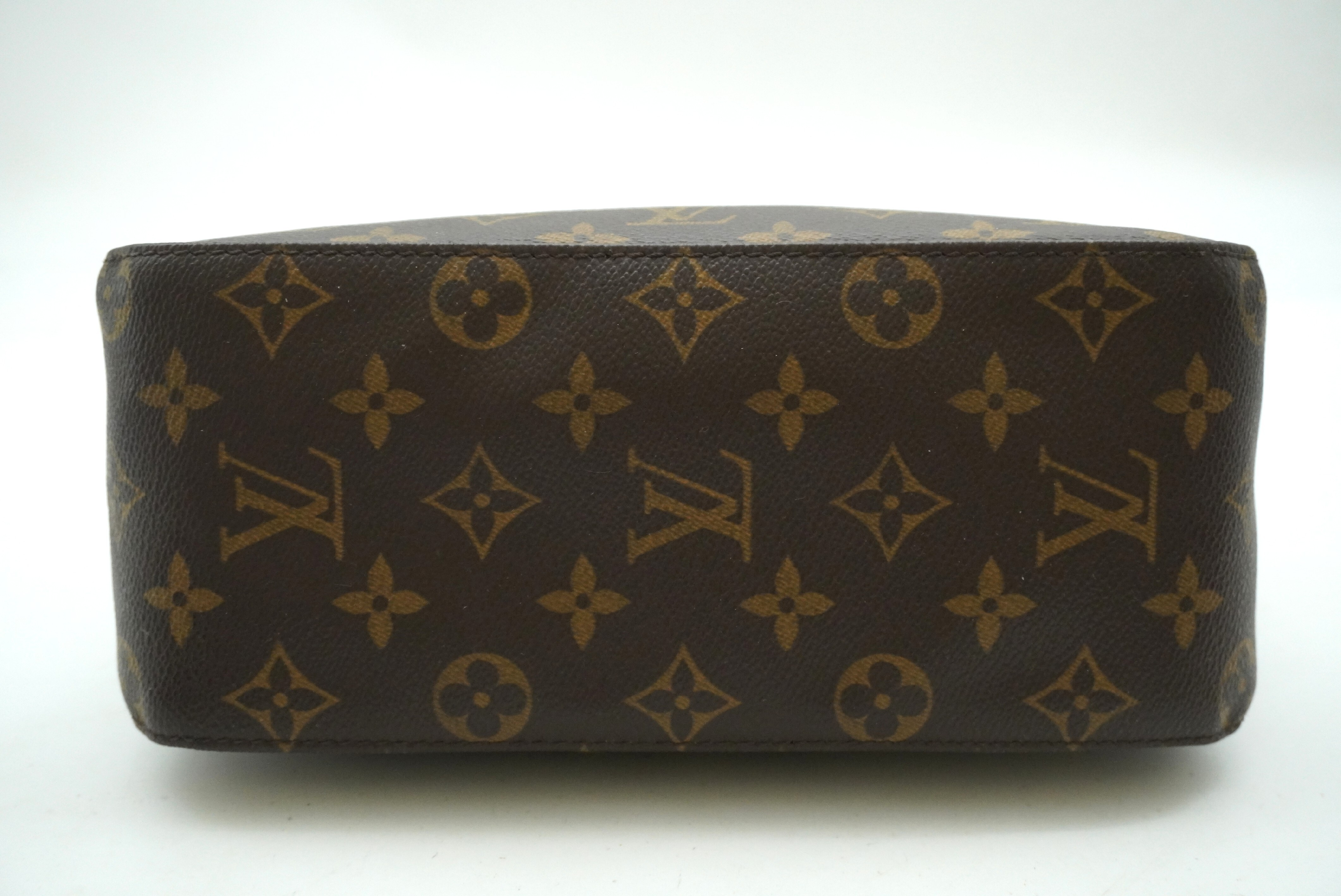 Monogram Looping MM M51146 Shoulder Bag — view 5