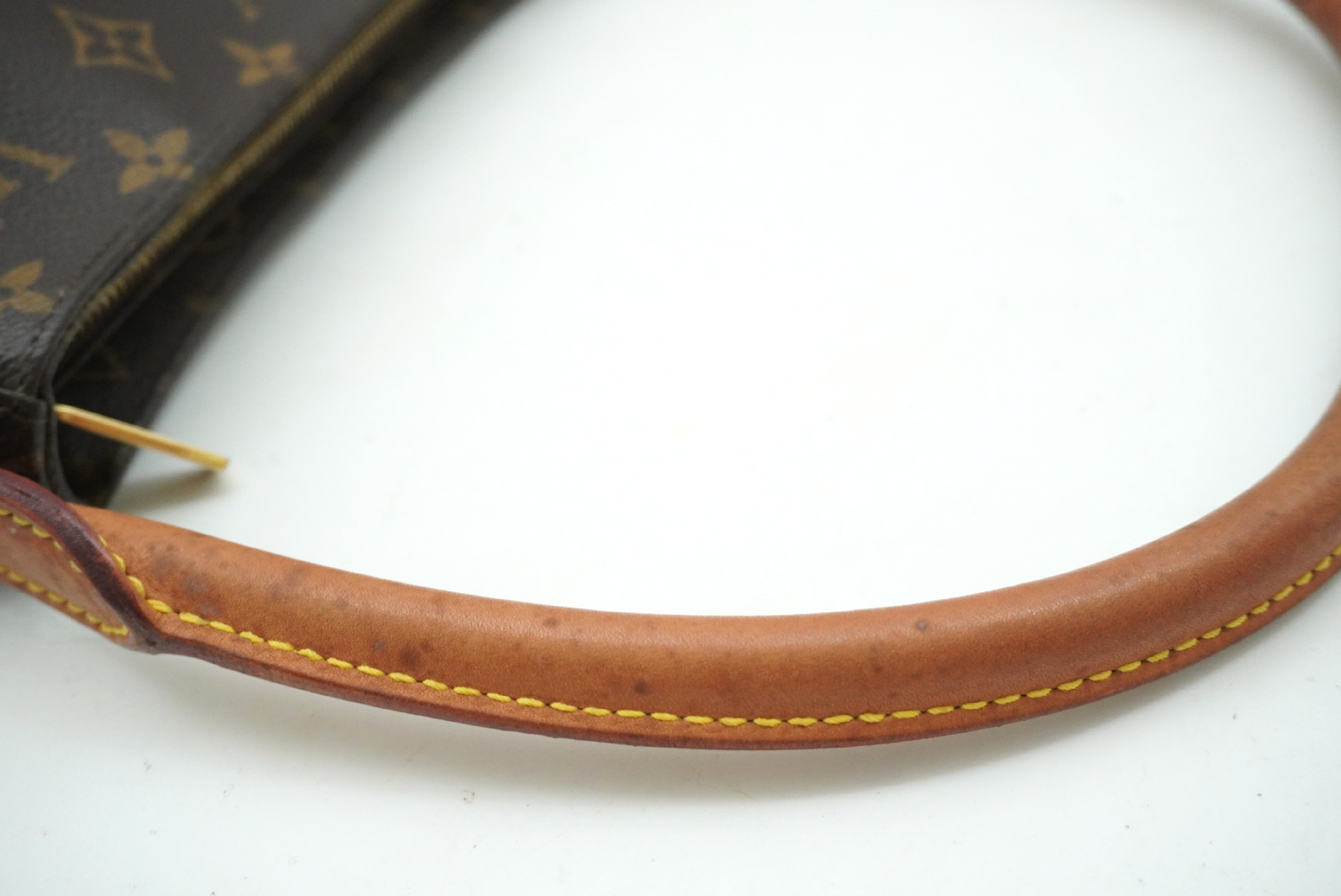Monogram Looping MM M51146 Shoulder Bag — view 8