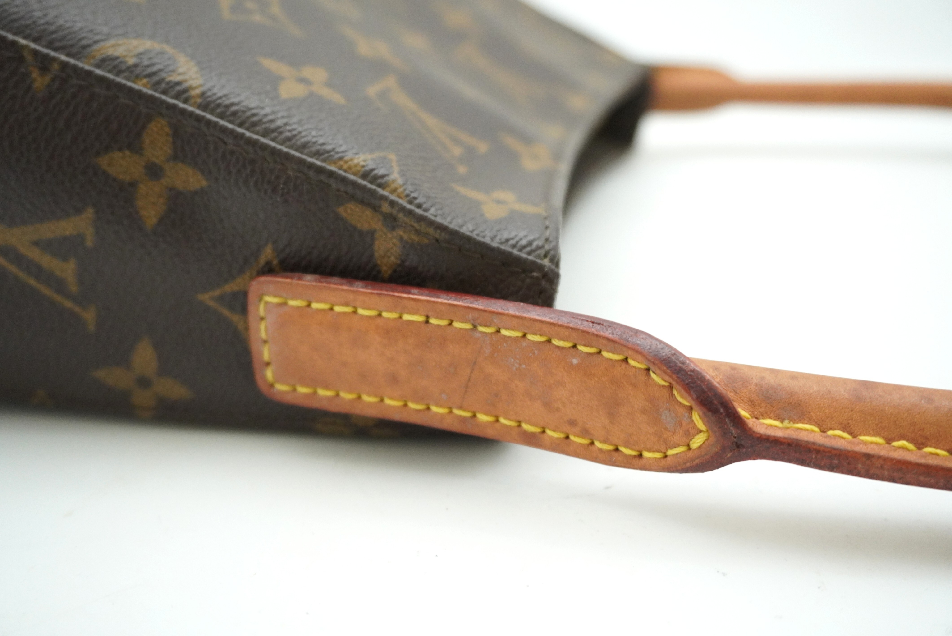 Monogram Looping MM M51146 Shoulder Bag — view 9