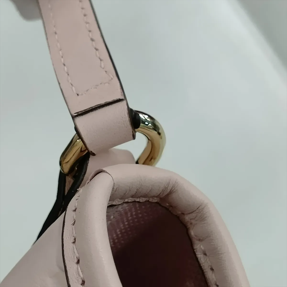 Guccissima Nano Bucket Leather Shoulder Bag Pink 847090 — view 10