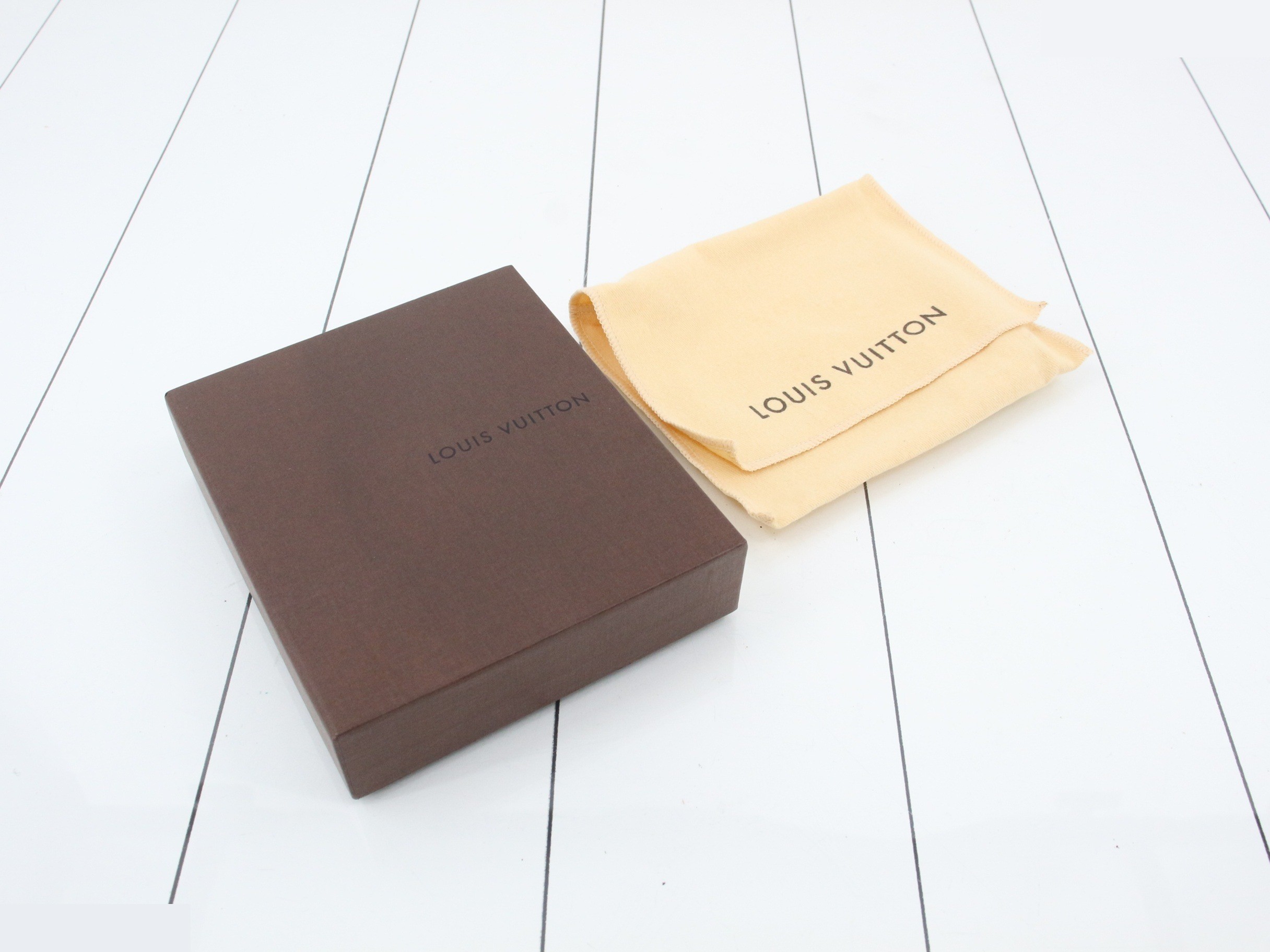 Zippy Coin Purse, Brown — view 5