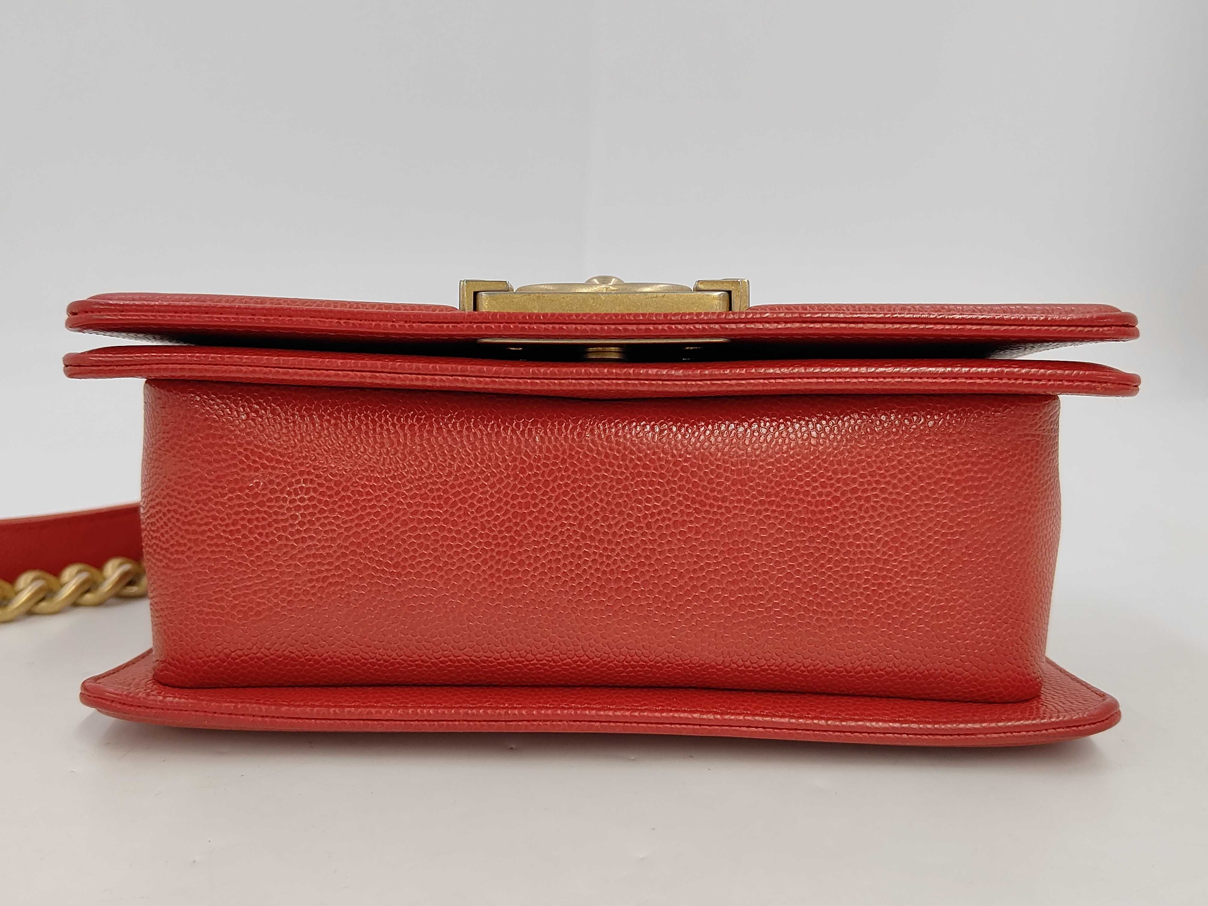 Boy Chanel V-stitch Red Shoulder Bag — view 7