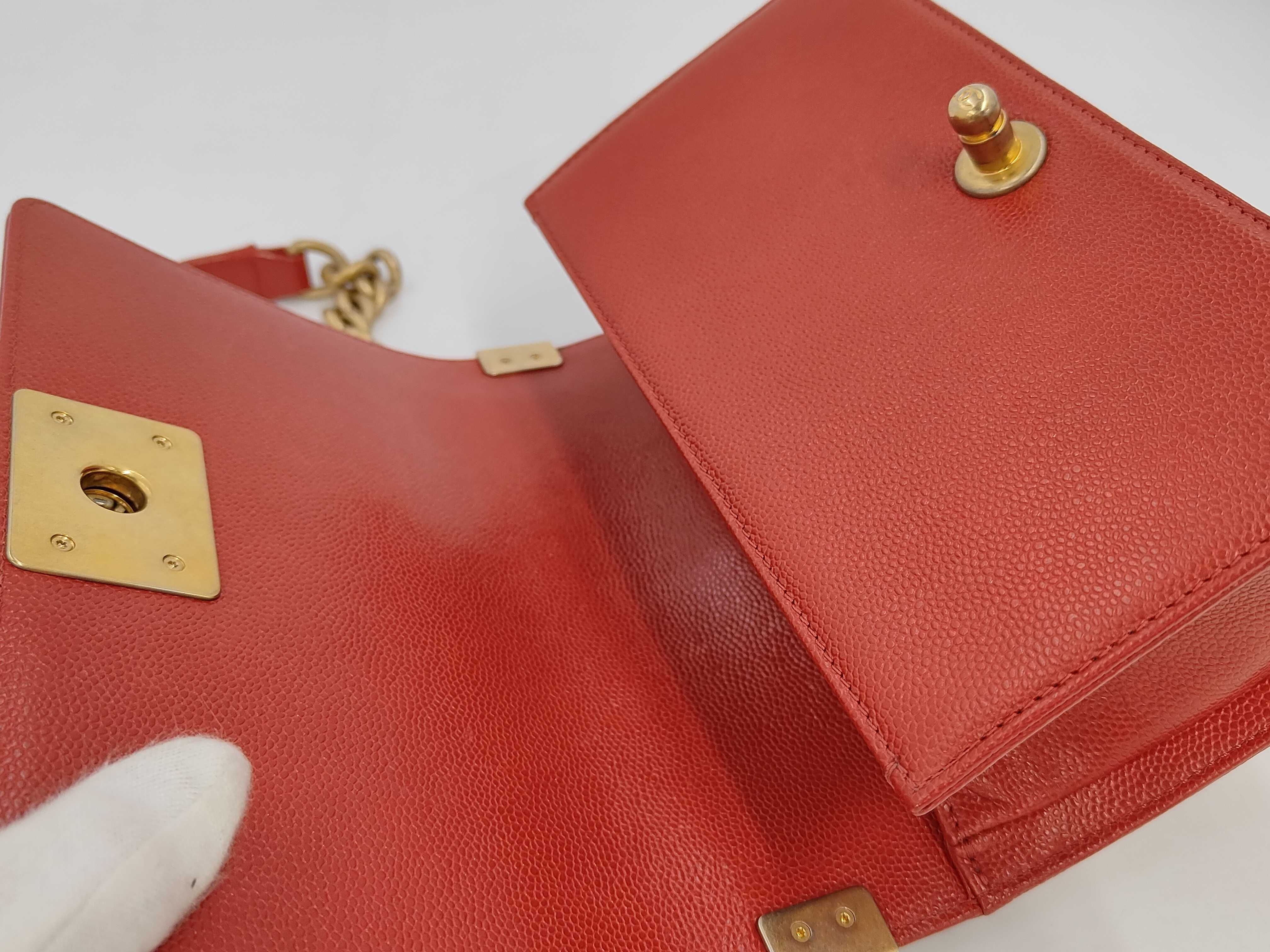 Boy Chanel V-stitch Red Shoulder Bag — view 8