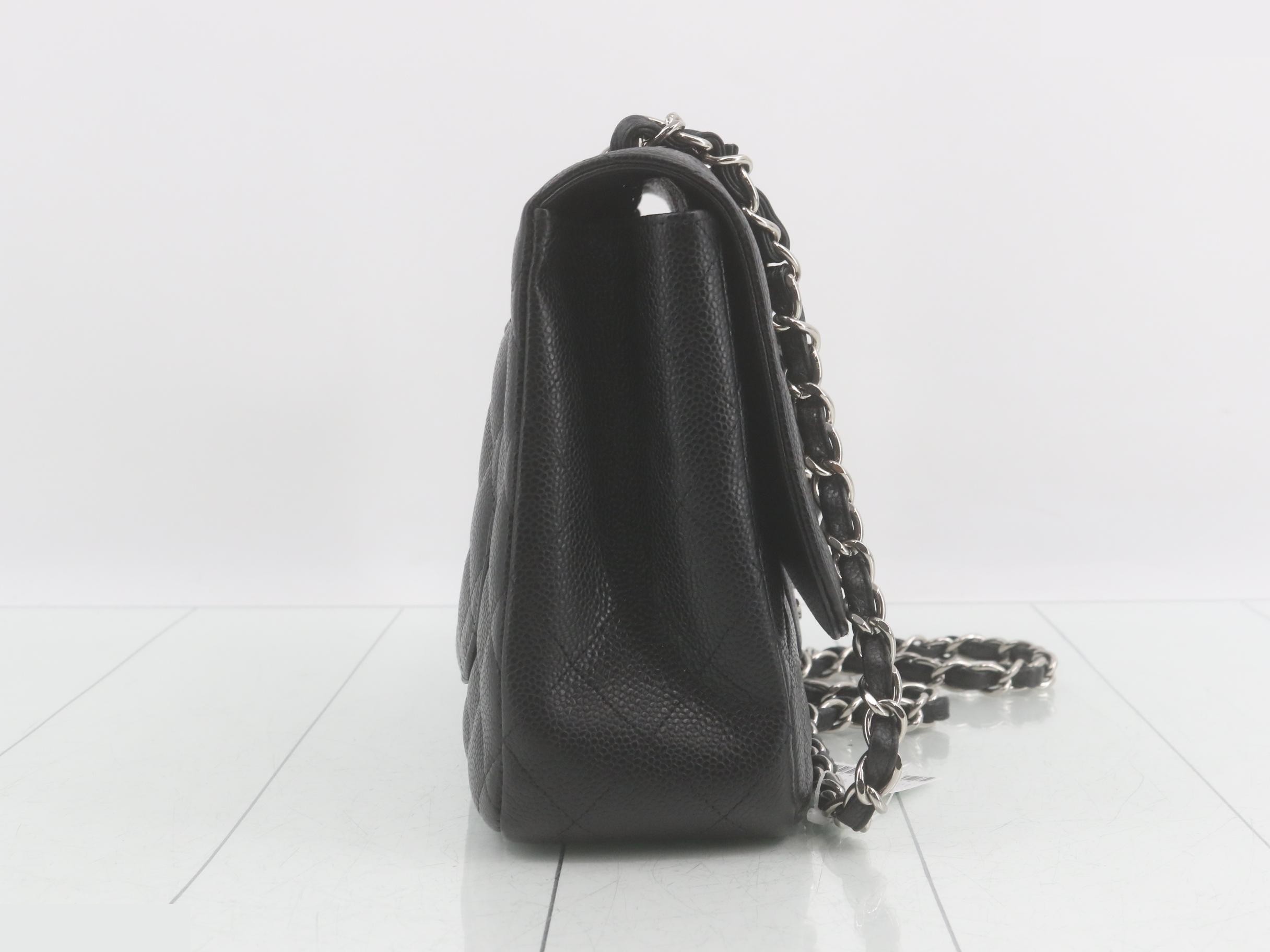 Large Matelassé 30 Caviar Skin Double Chain Shoulder Bag — view 4