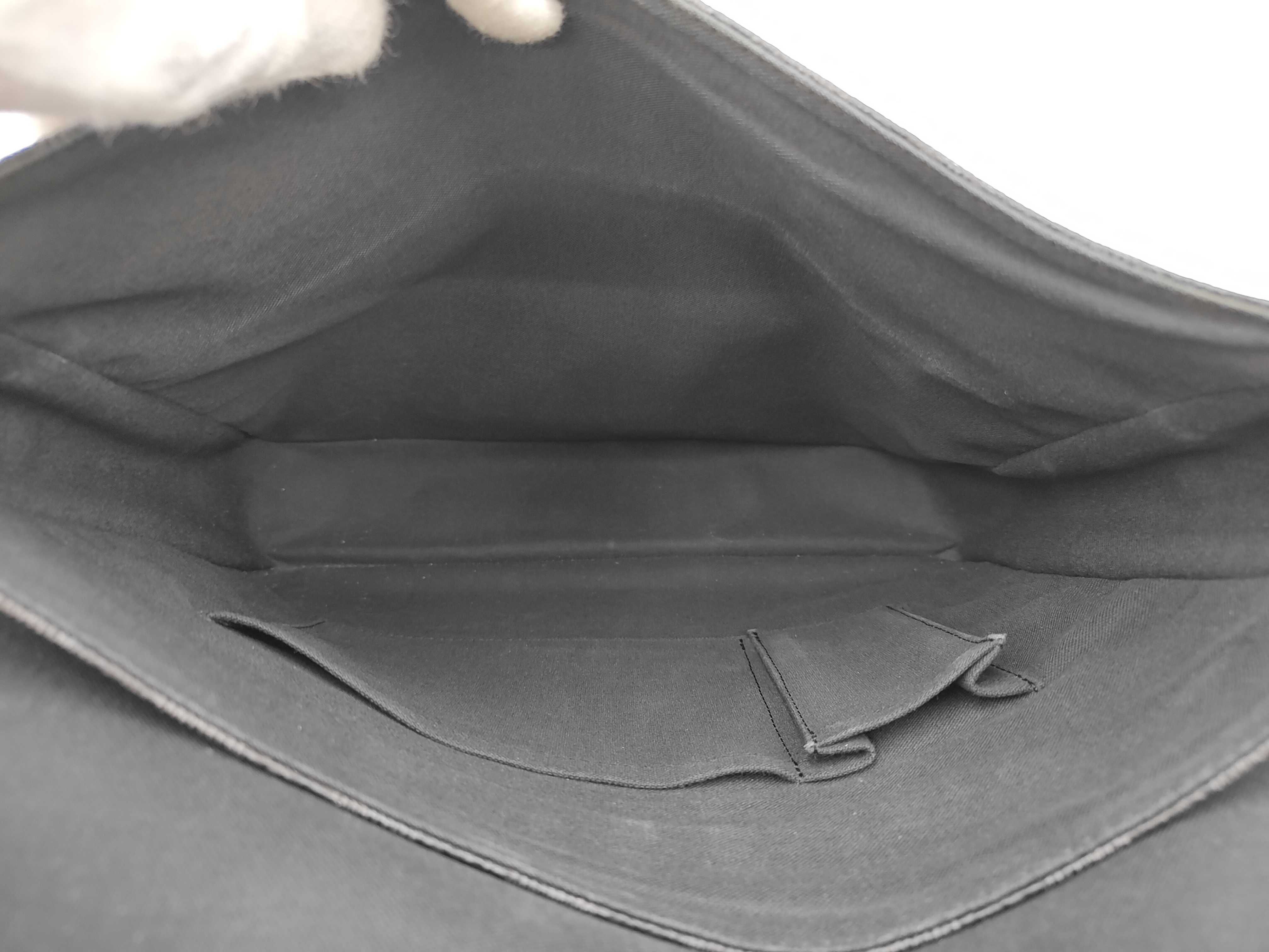 LV Damier Shoulder Bag — view 9