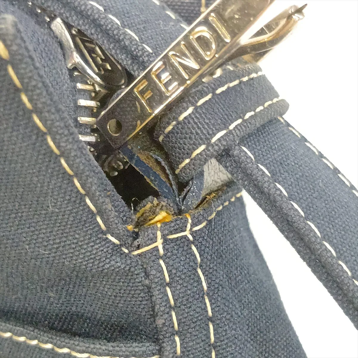26566 Denim Shoulder Bag Navy — view 14