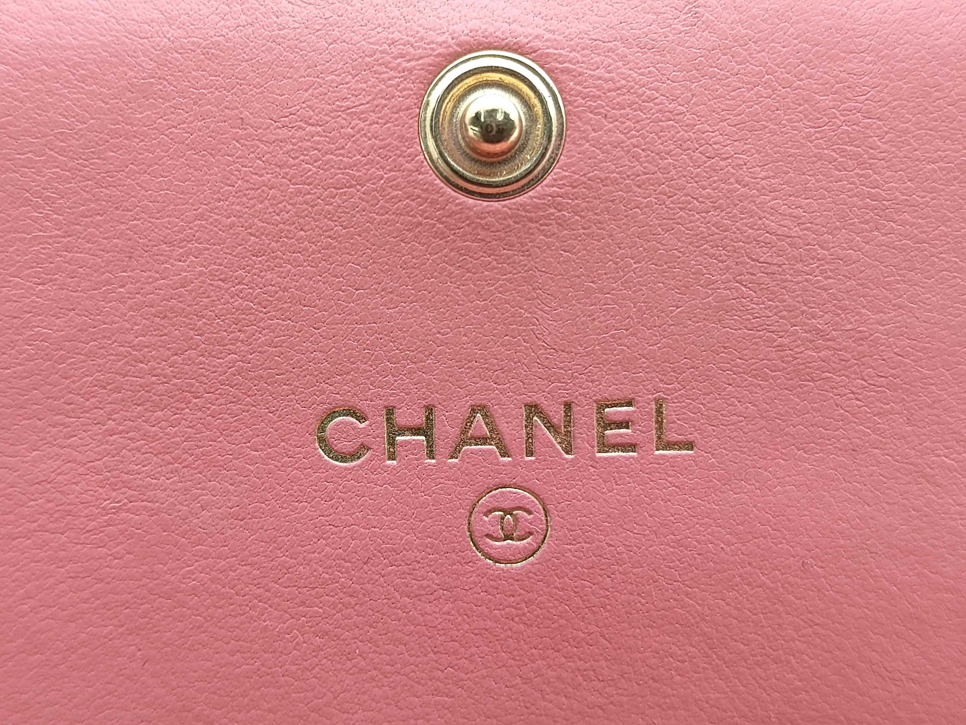 Matelassé Chain Shoulder Bag — view 6