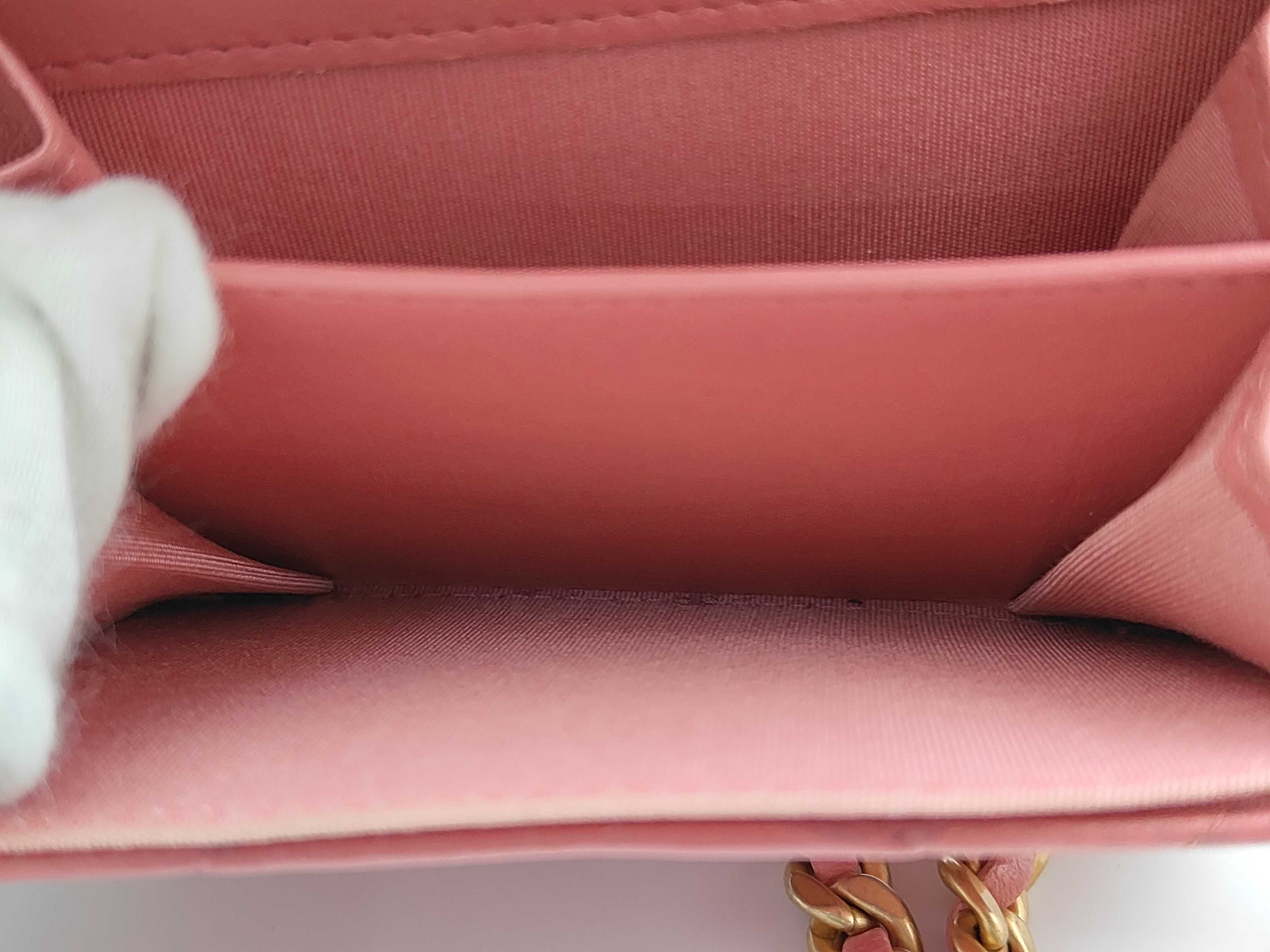 Matelassé Chain Shoulder Bag — view 8