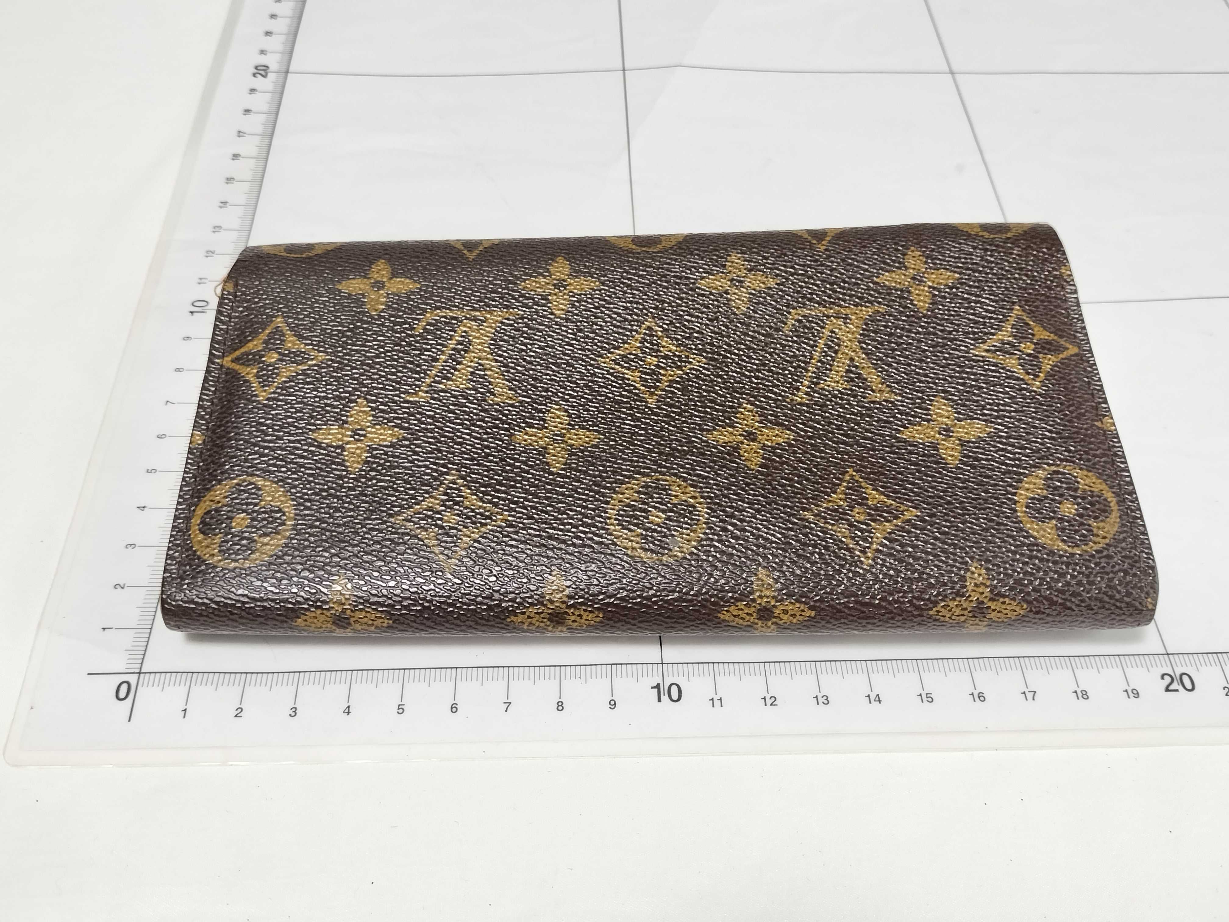 Monogram Portefeuille Sarah Wallet — view 2