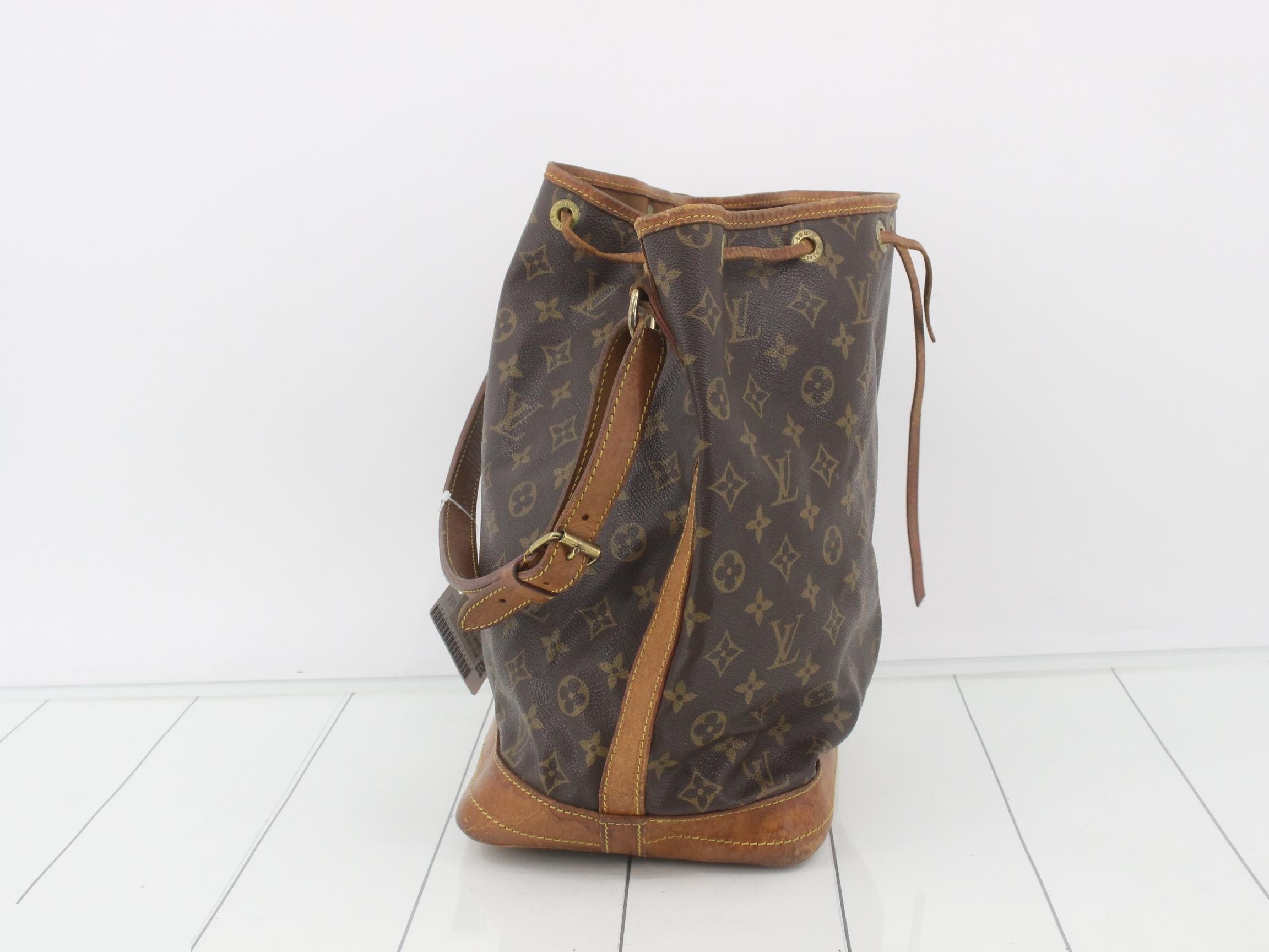 monogram shoulder bag — view 4