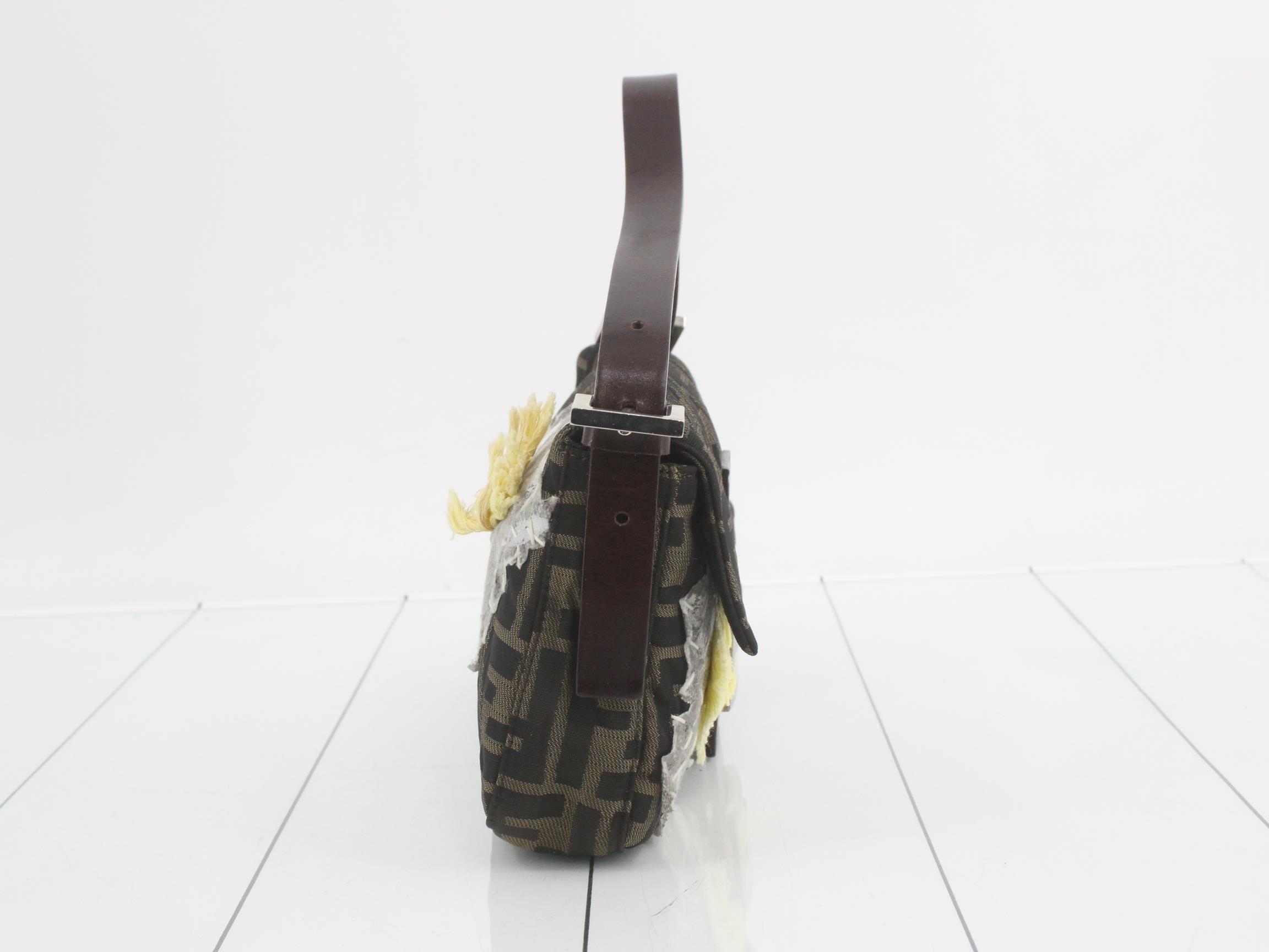 Mamma Bucket Decorated Floral Bag — view 4