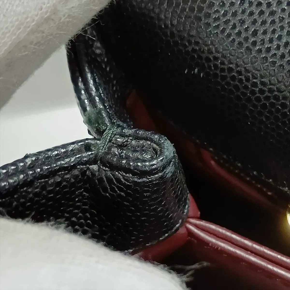 [Individually packaged] Chanel Coco Handle 19 XXS Caviar Skin 2-Way Handbag, Black with Gold Hardware, G05KH6X6, Random Plate, AS2215 — view 15