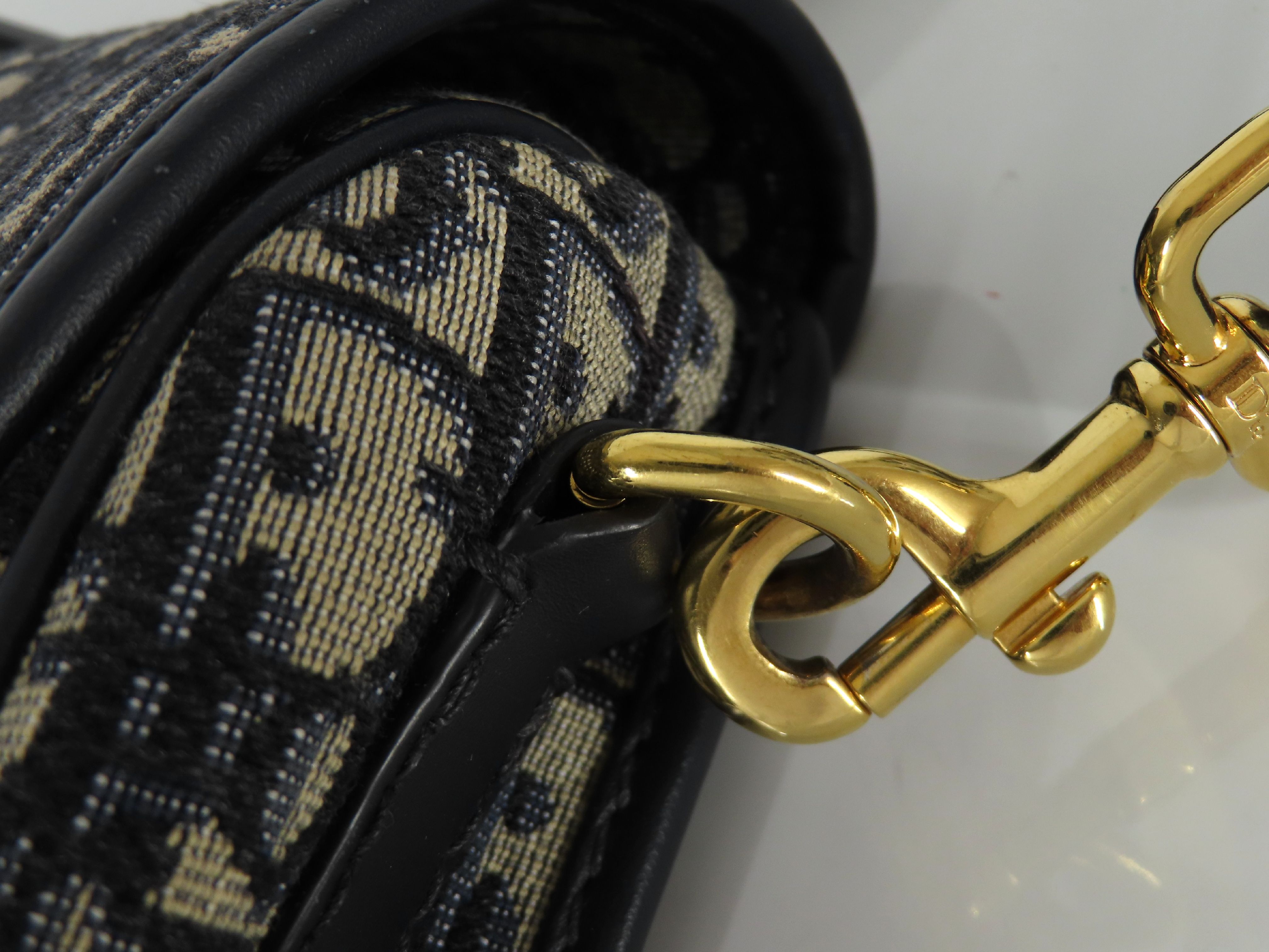 Bobby Shoulder Bag — view 5