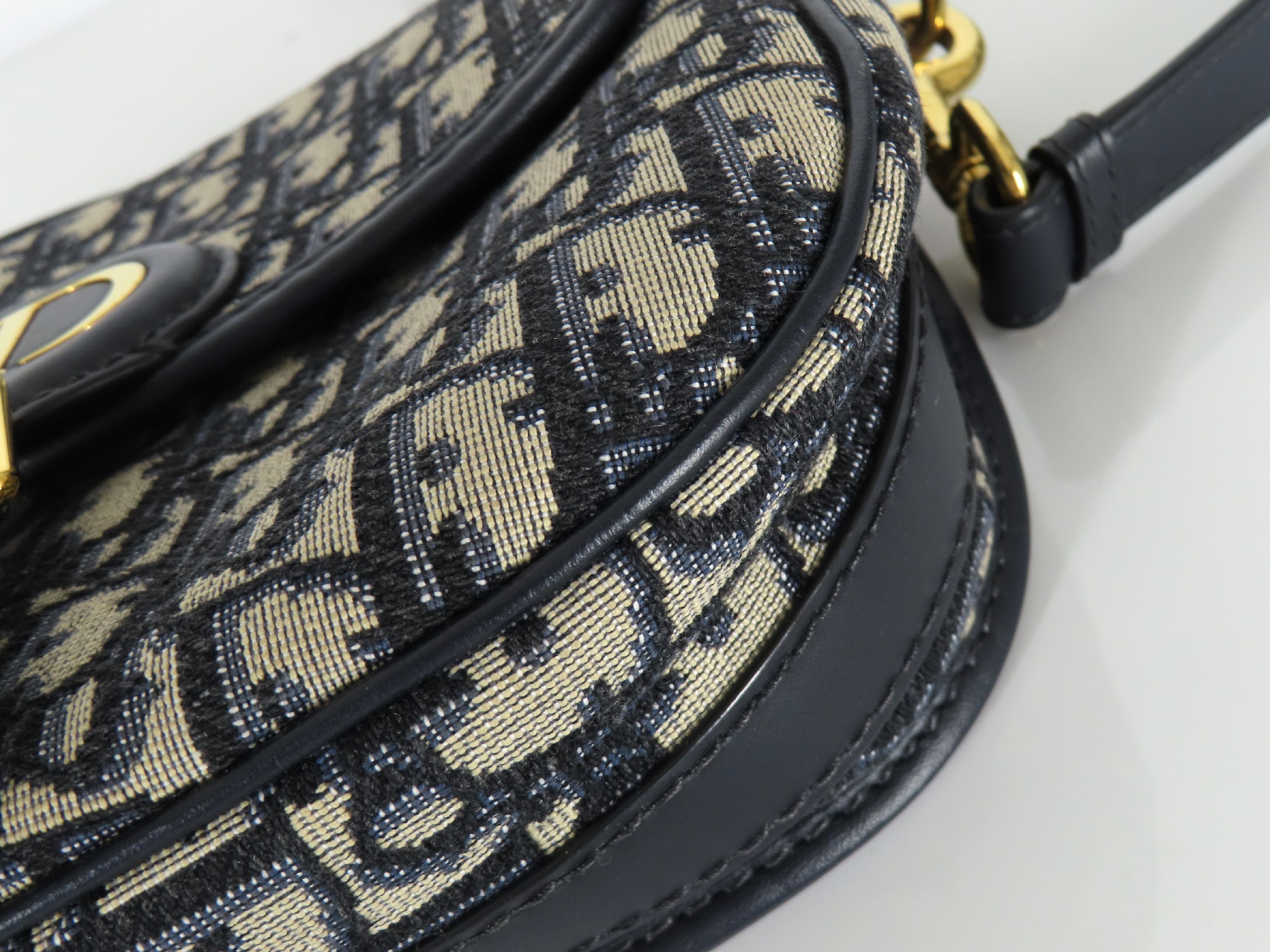 Bobby Shoulder Bag — view 6