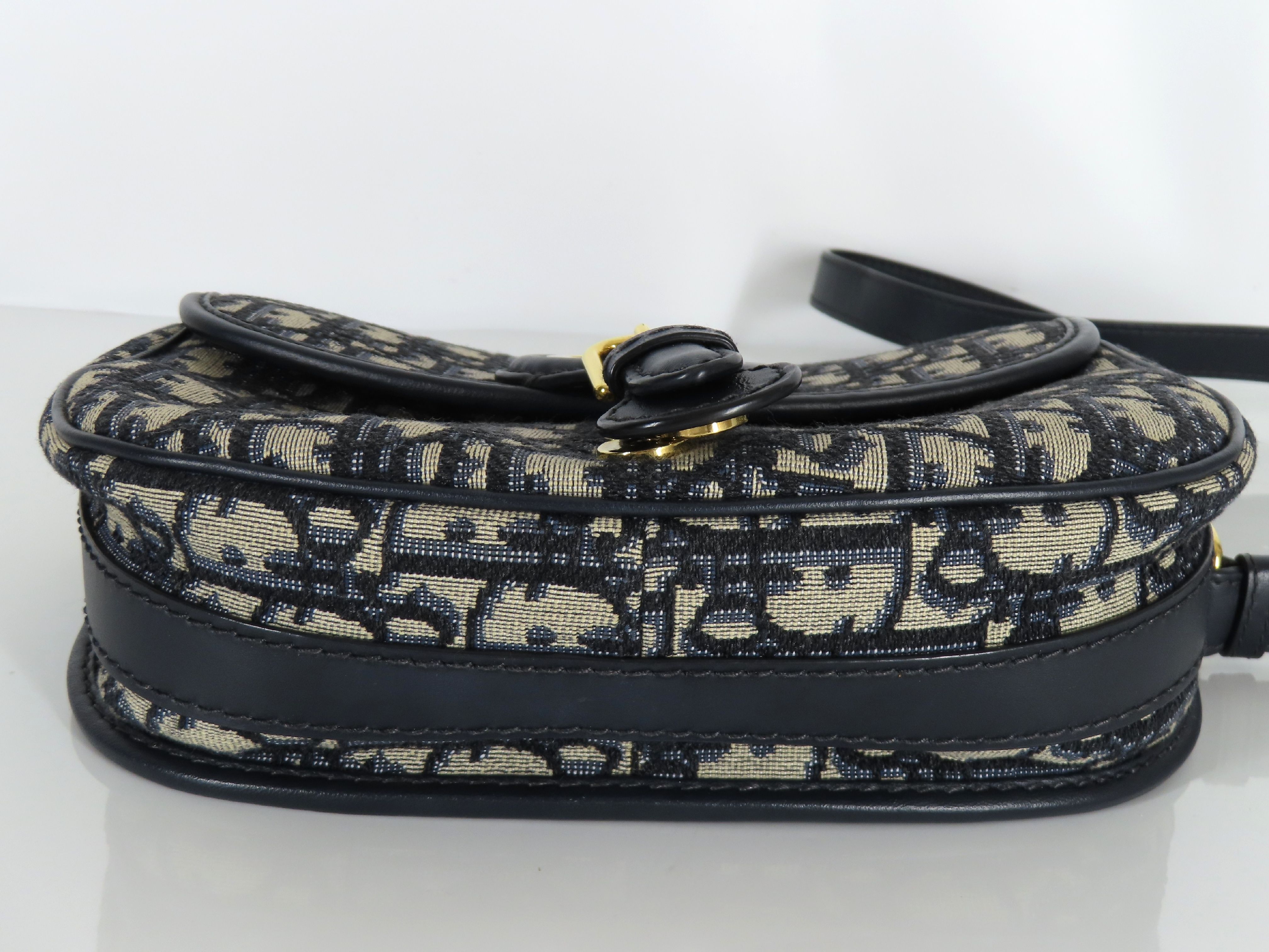 Bobby Shoulder Bag — view 7