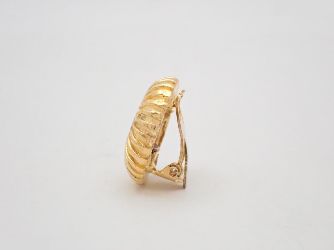 Coco Circle Earring (Single Earring Only) — view 3