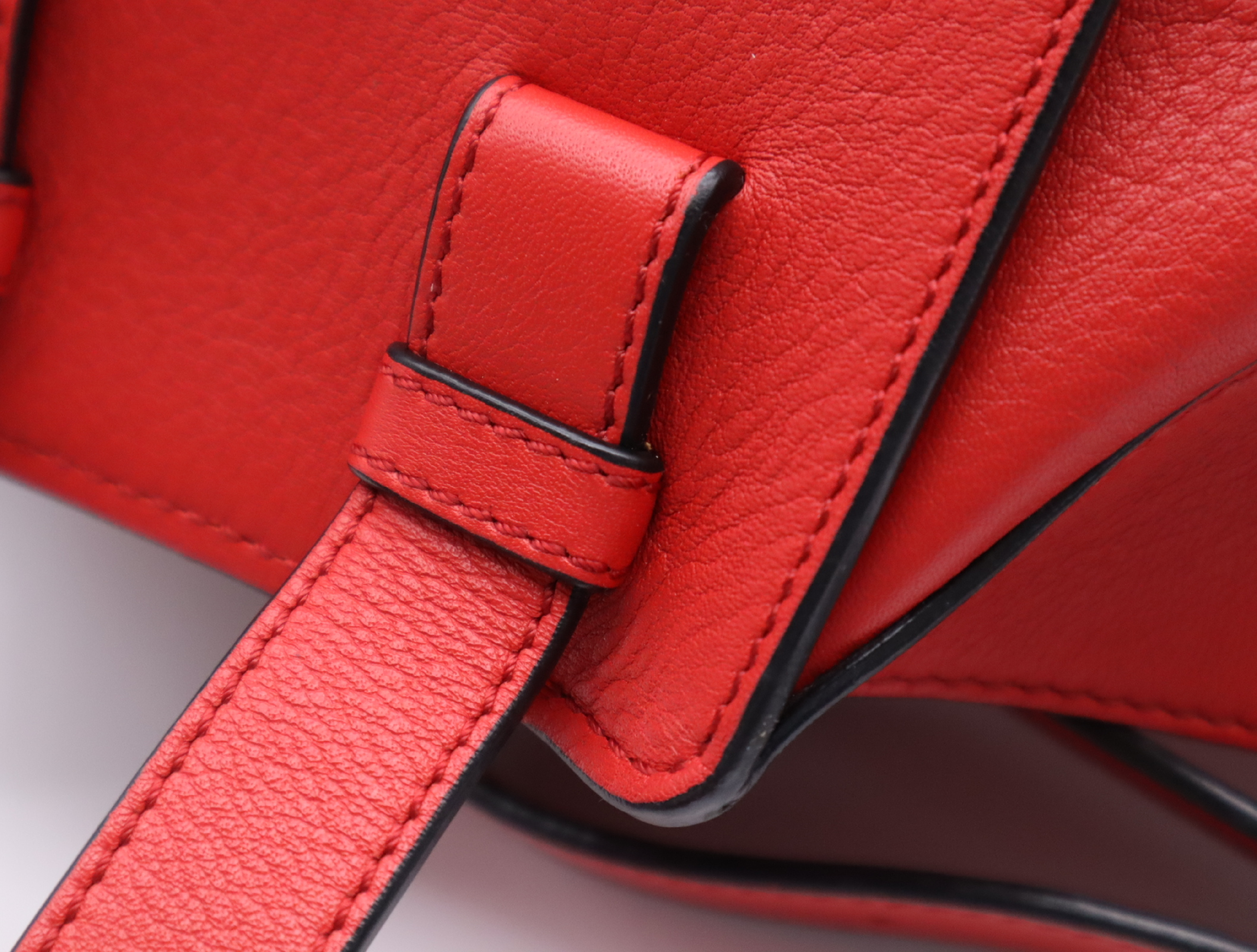 Leather Hammock Bag Small Red Shoulder Bag — view 9