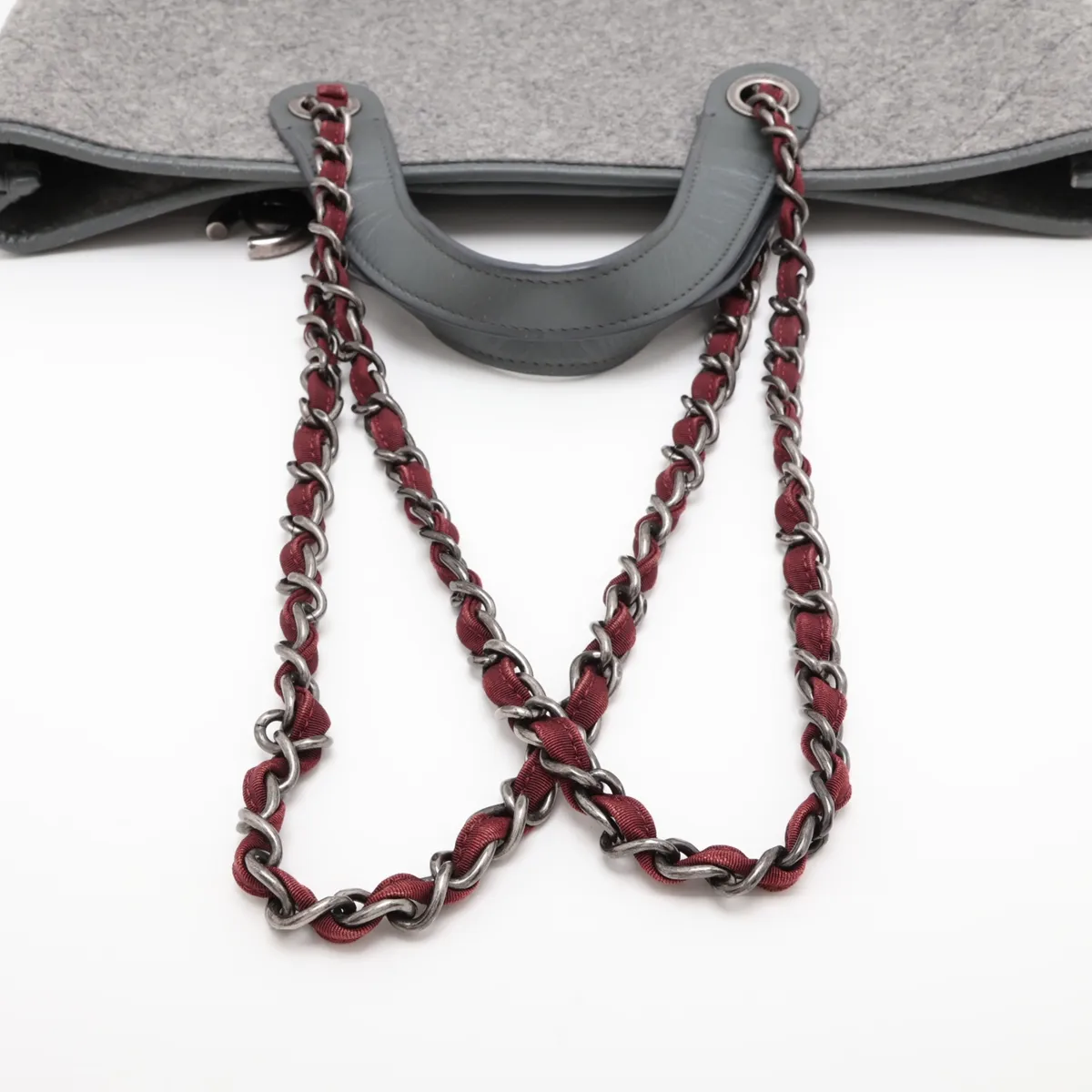 Matelassé Felt x Lambskin 2-Way Tote Bag, Gray with Gunmetal Hardware — view 7