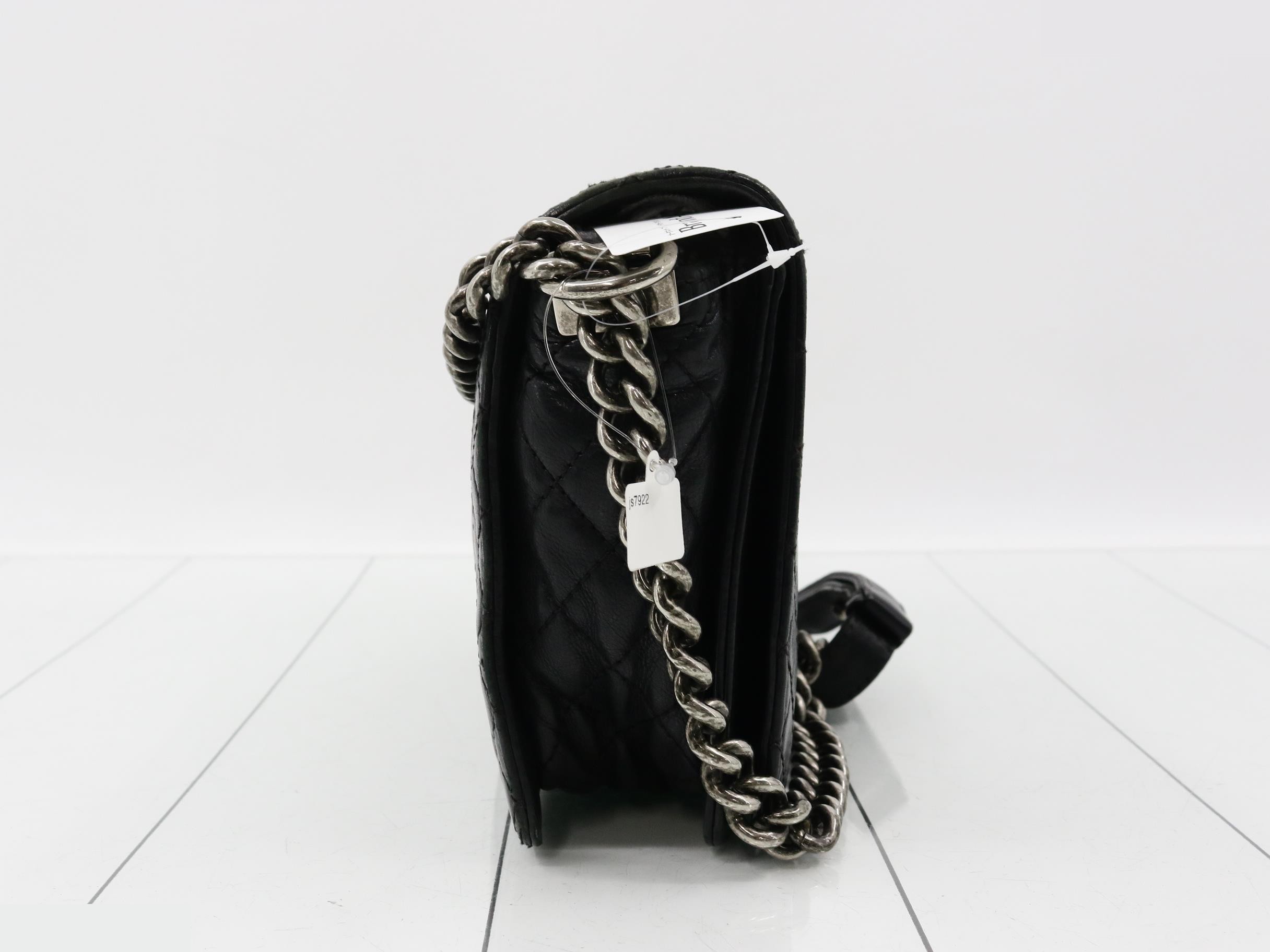 Shoulder bag — view 4