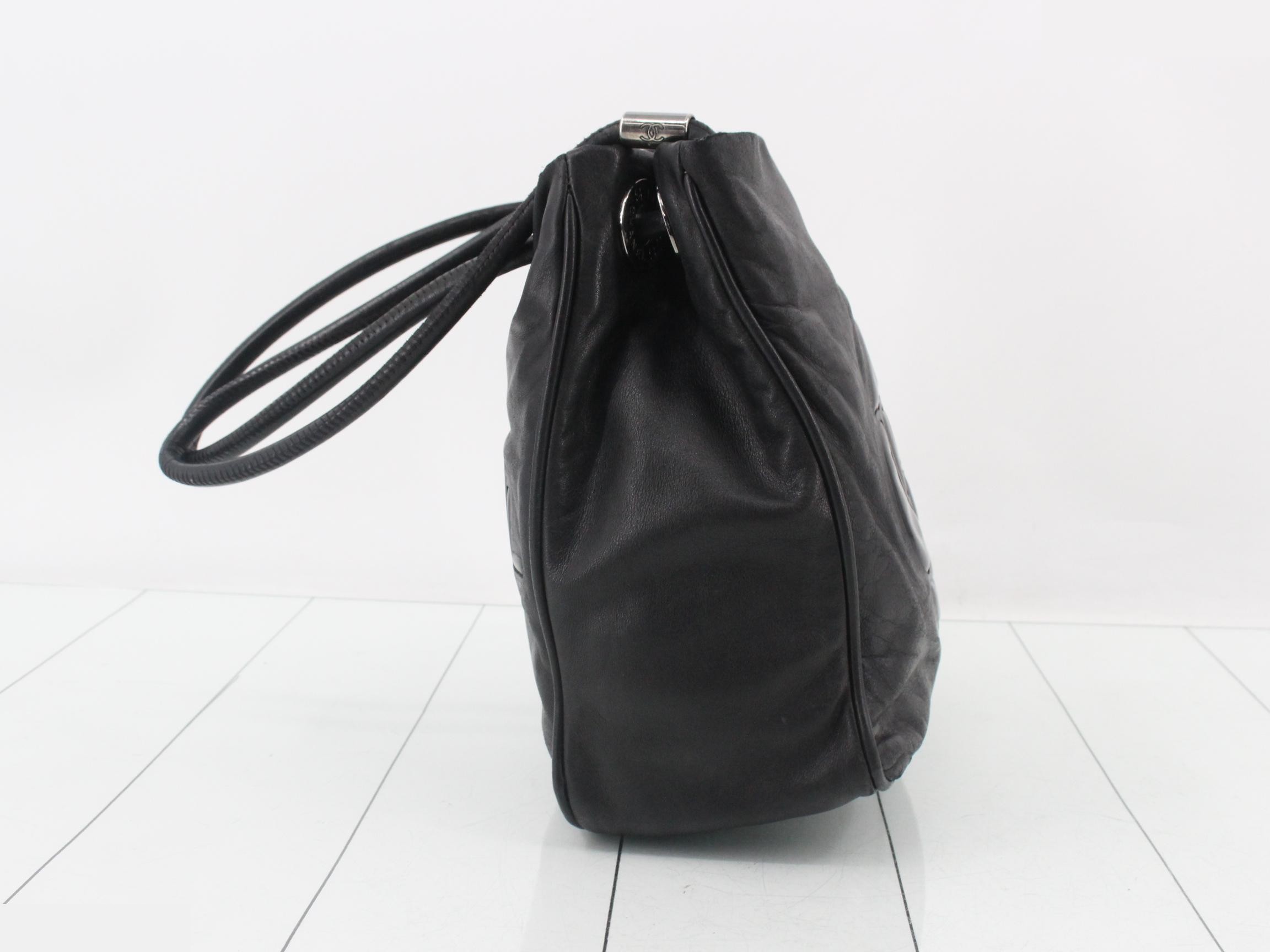 Camellia Logo Shoulder Bag — view 4