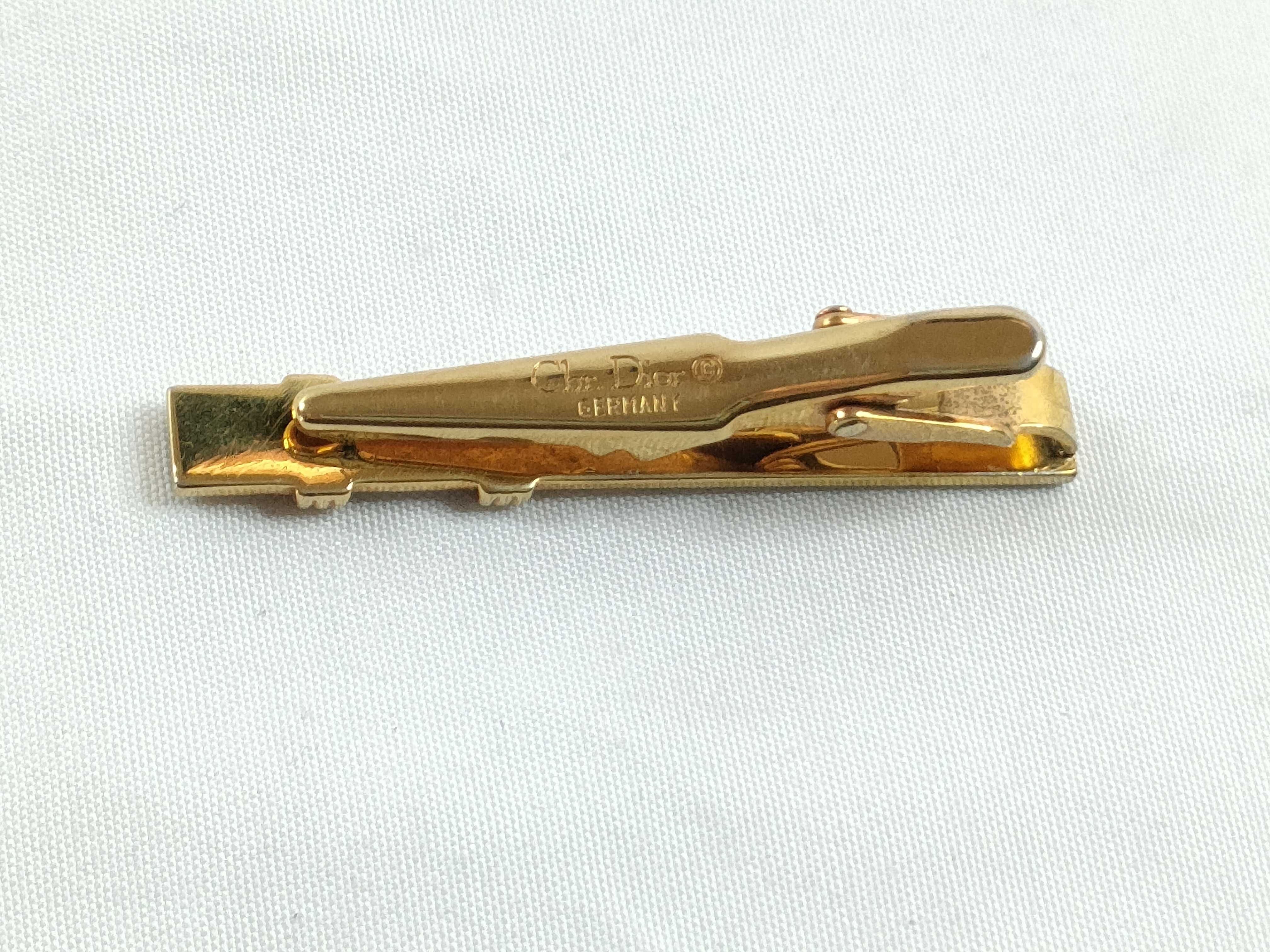 A. Tie clip, Tie clip and cufflinks — view 2