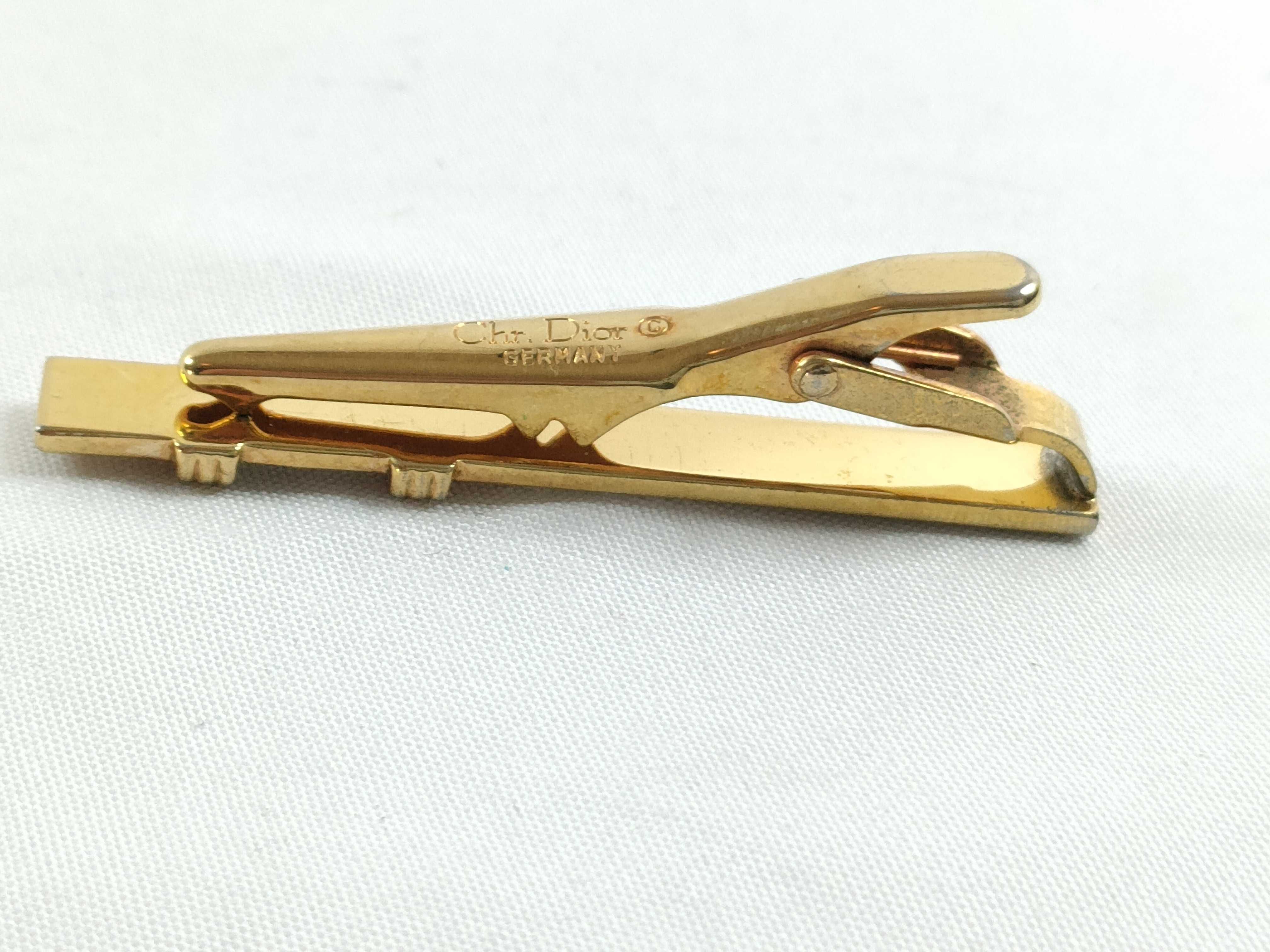 A. Tie clip, Tie clip and cufflinks — view 4