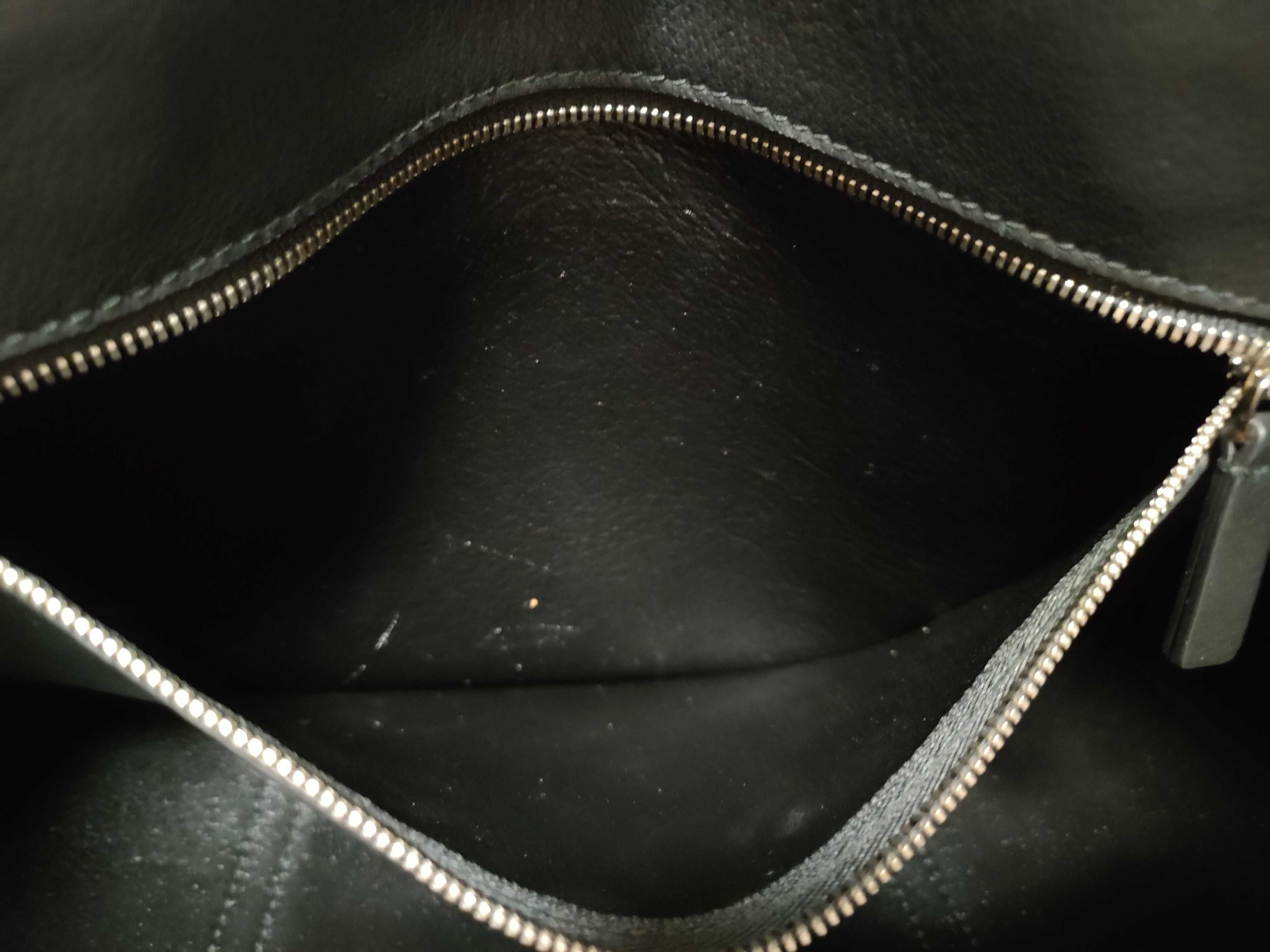 ID- Everyday 31 Leather Black Totebag SHW 551812-1000-W-002120 Tote Bag — view 11