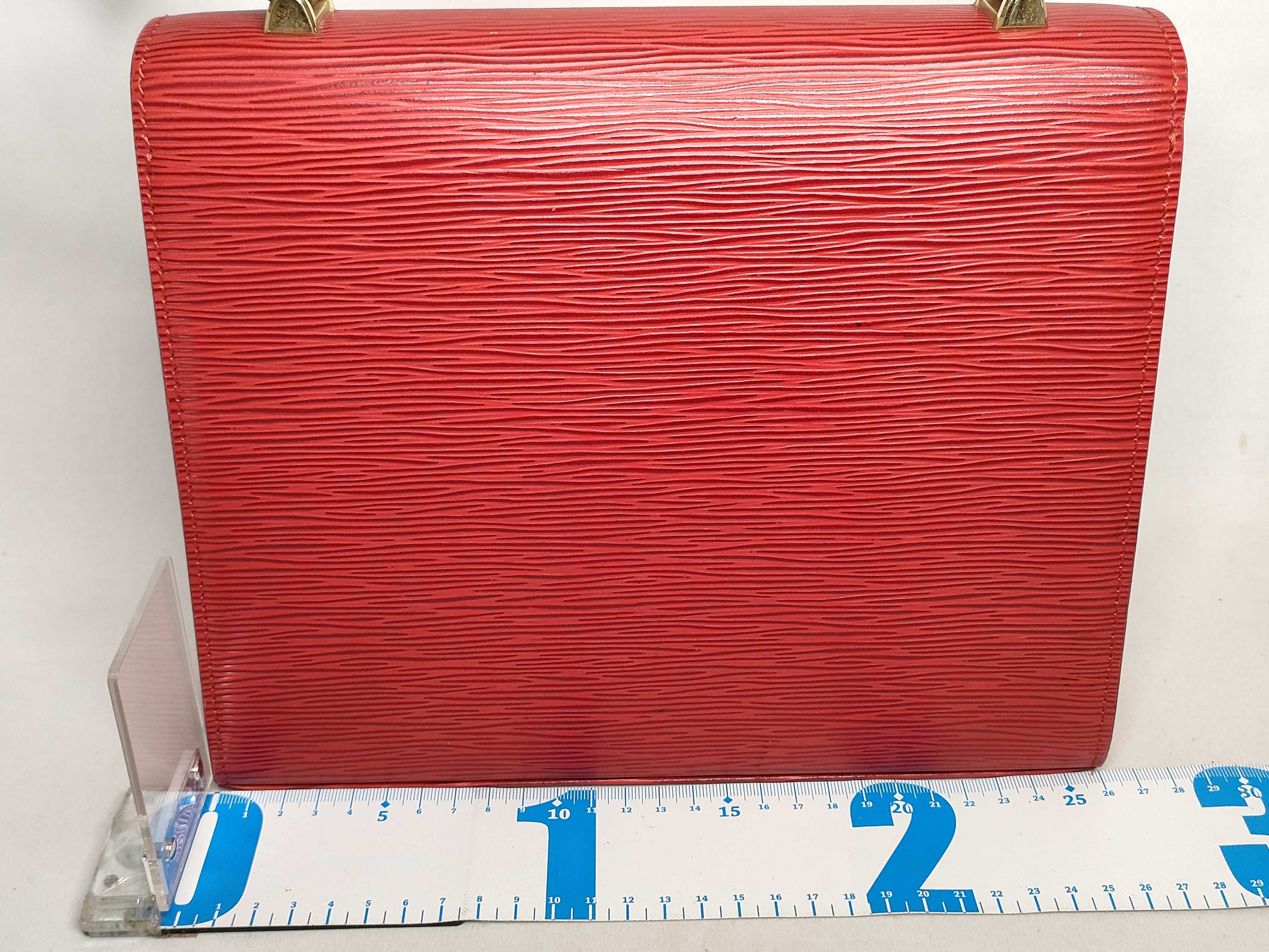 Epi Louis Vuitton M52377 Malesherbes Handbag Epi Castilian Red Leather Handbag — view 2