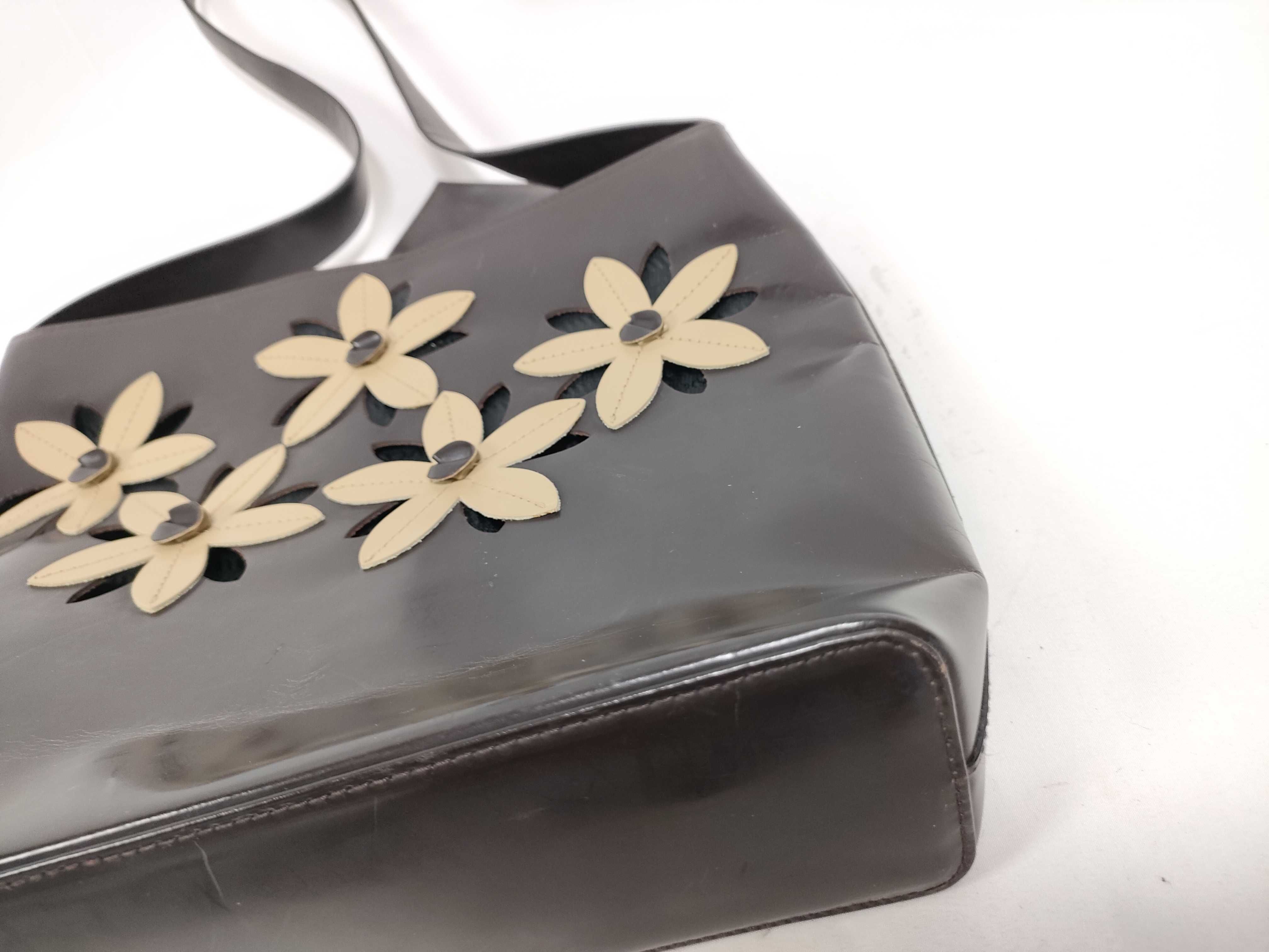 shoulder bag — view 4