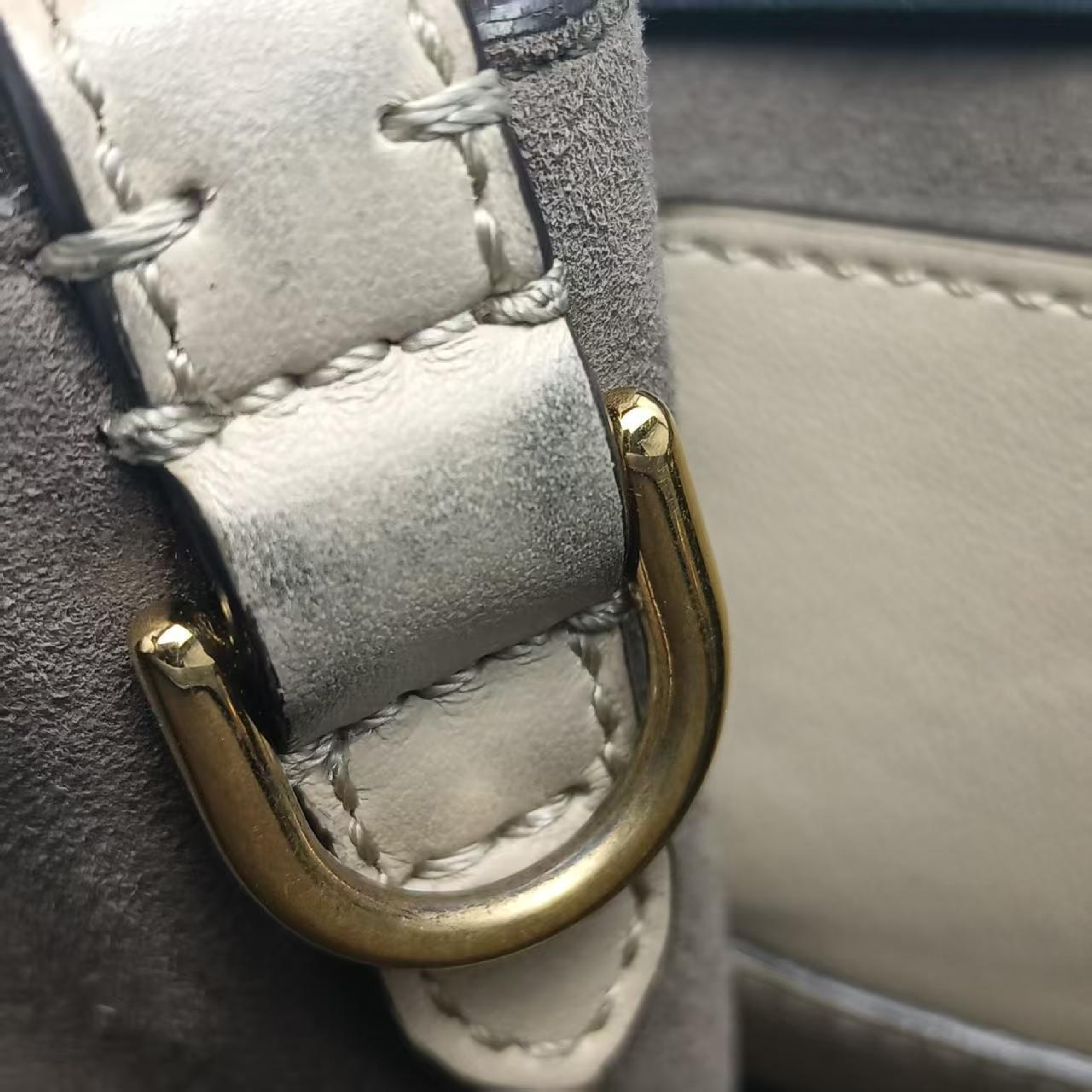 Flip Tote 2WAY Cowhide Shoulder Bag — view 12