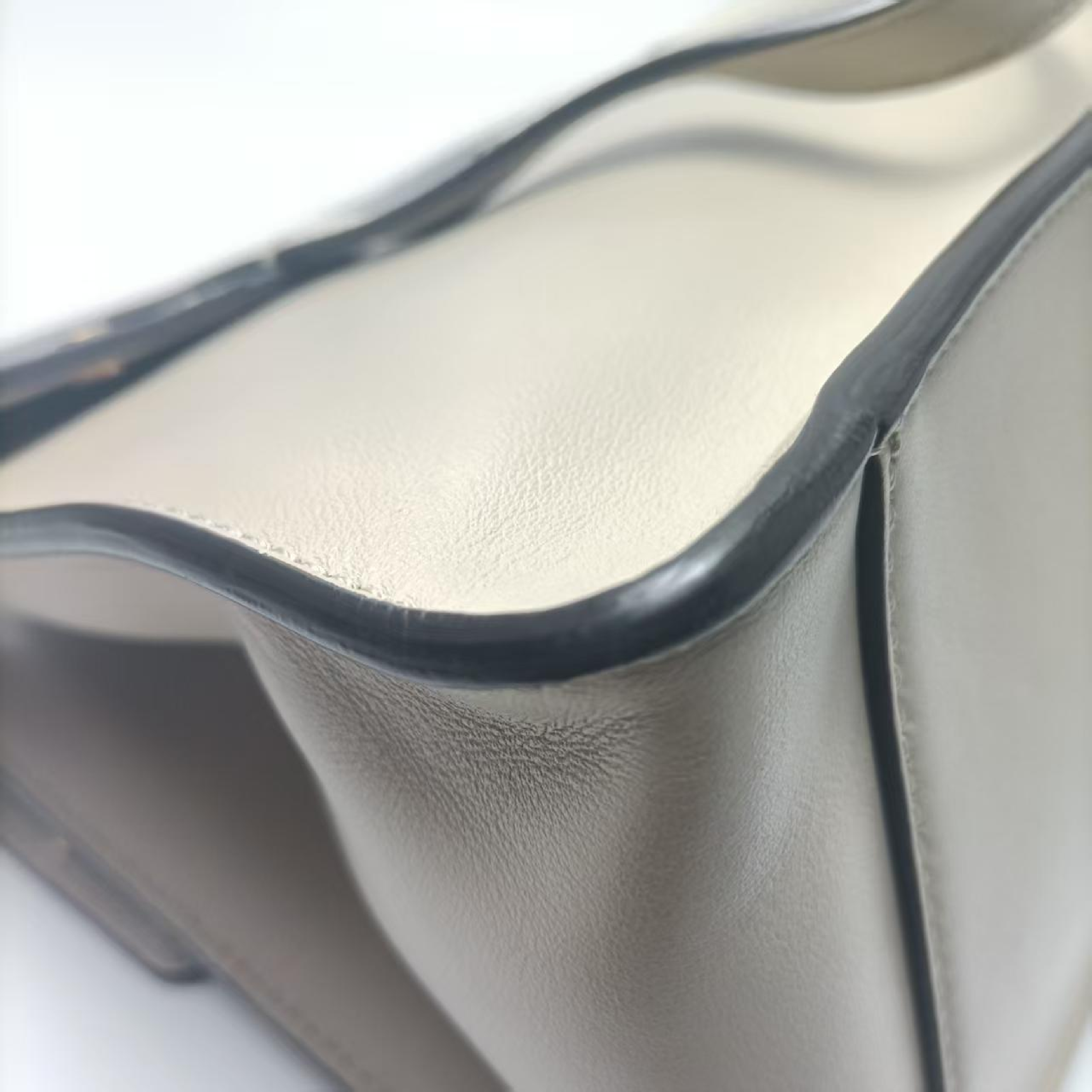 Flip Tote 2WAY Cowhide Shoulder Bag — view 7