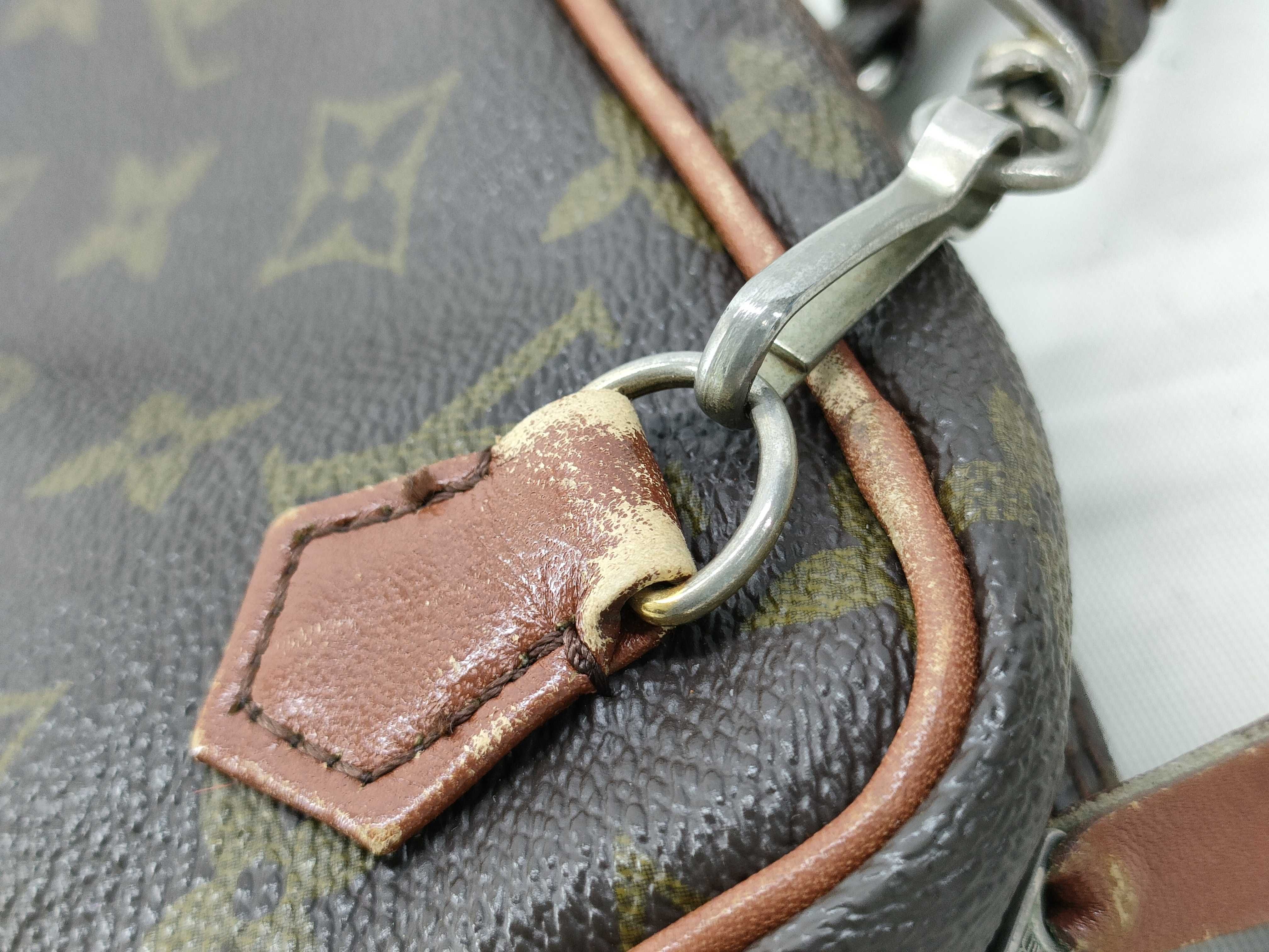 Monogram Louis Vuitton Shoulder Bag — view 7