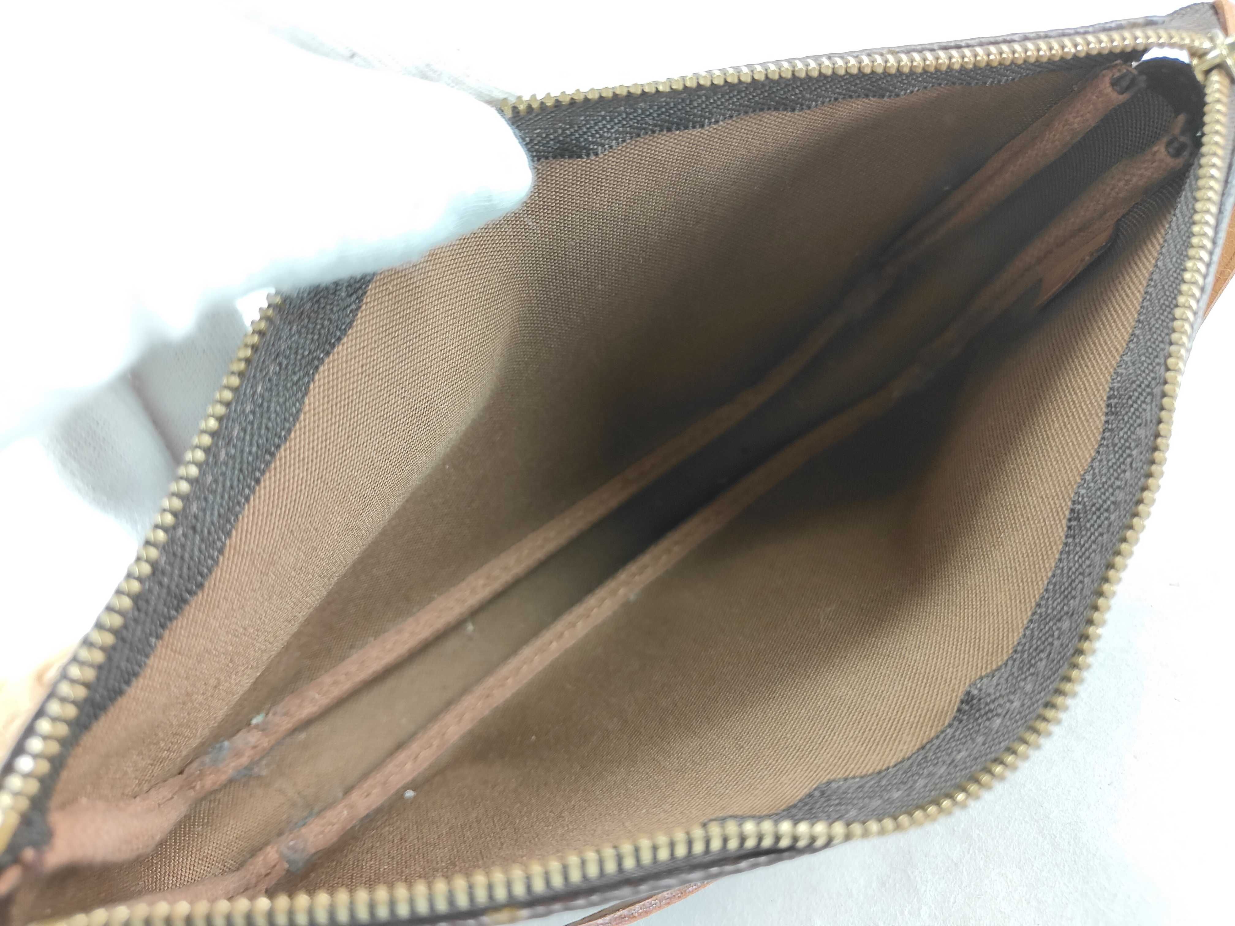Monogram LV Pochette Accessoires M51980 Pouch — view 11