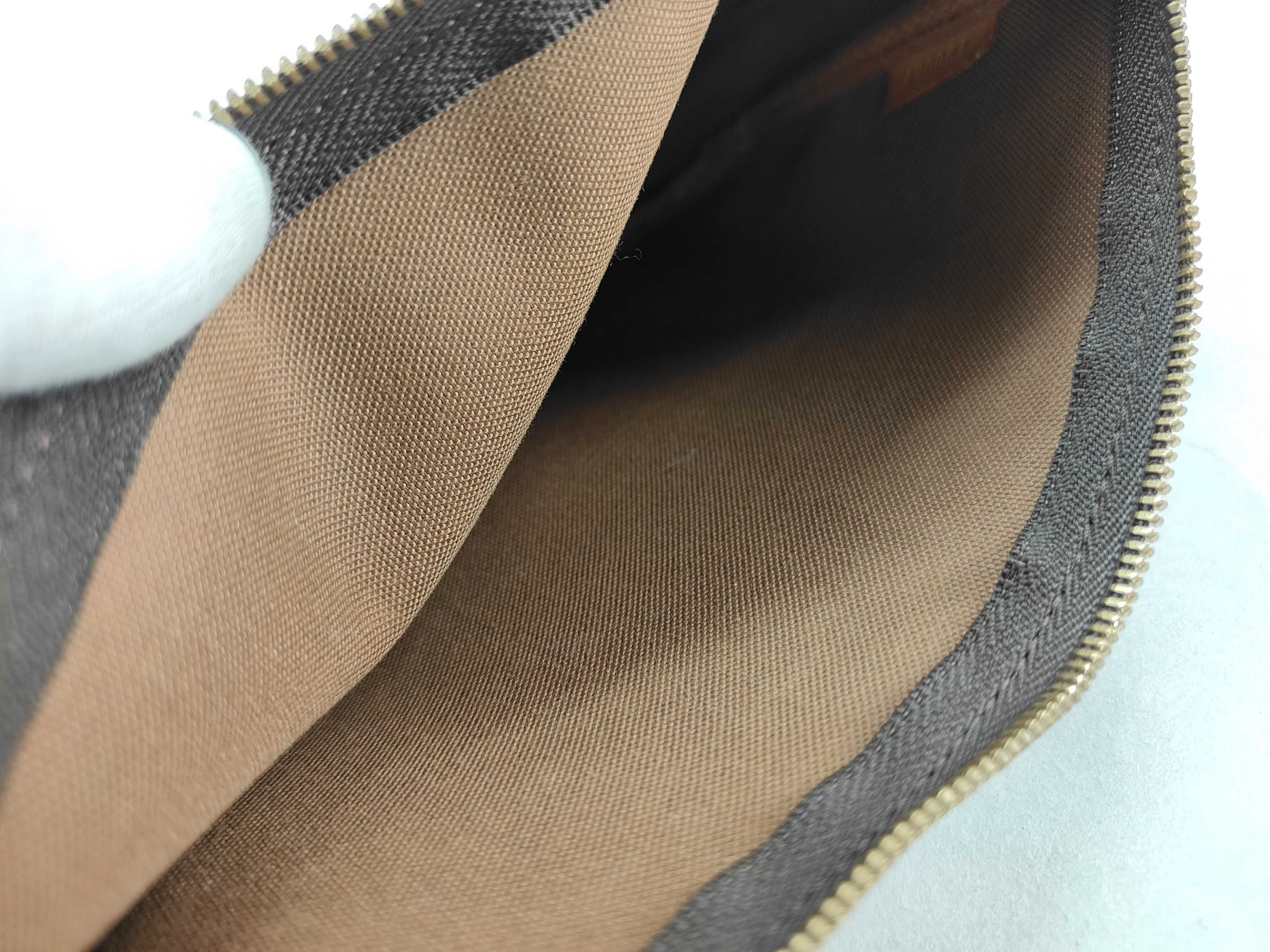 Monogram LV Pochette Accessoires M51980 Pouch — view 14